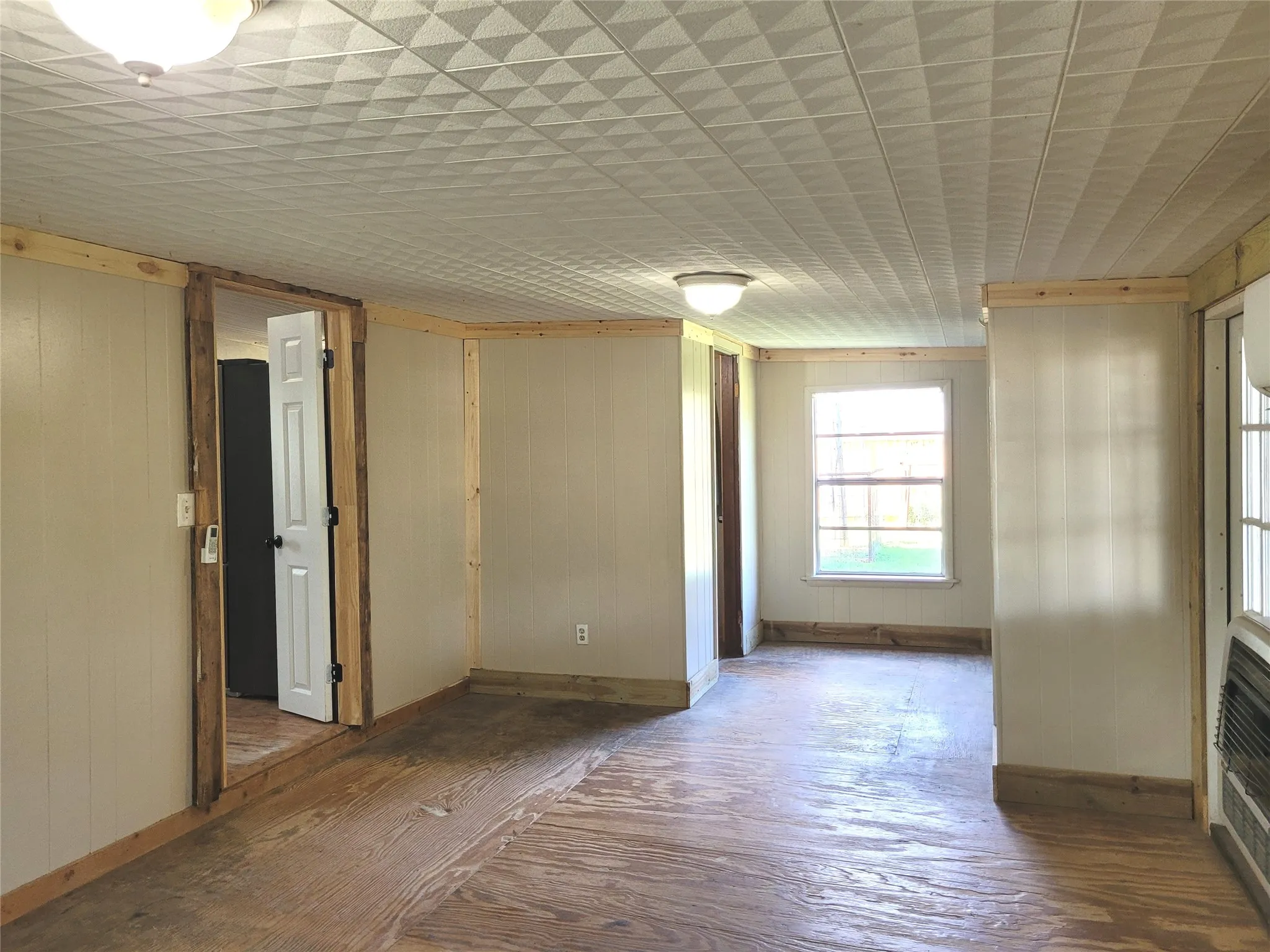 Single Family Residence For Sale in Red River (TX) County , 735 SW 1st, Detroit, Texas 75436, 2 Bedroom, 2 Bathroom, Garage spaces, 1,422 Sqft, built in 1973, mls#21356790, Real Estate Agent in Detroit, Homes For Sale in Red River (TX) county, Homes For Sale in Detroit, Realtor in Detroit Texas, Real Estate Brokerage Independent Realty Texas, Luminita Cordes Realtor