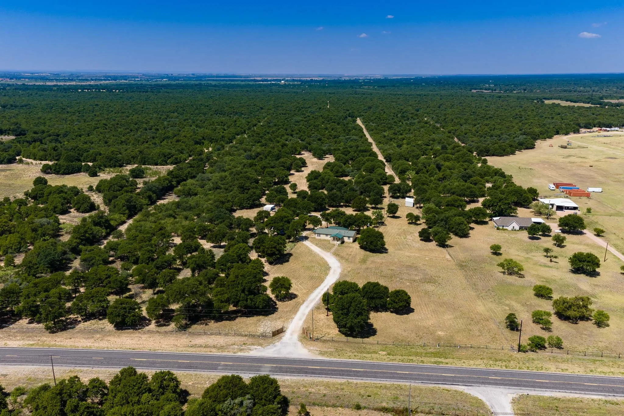 Mobile Home For Sale in Jones County , 9545 Farm Road 1226 S, Hawley, Texas 79525, 3 Bedroom, 2 Bathroom, Garage spaces, 1,680 Sqft, built in 1997, mls#21357074, Real Estate Agent in Hawley, Homes For Sale in Jones county, Homes For Sale in Hawley, Realtor in Hawley Texas, Real Estate Brokerage Independent Realty Texas, Luminita Cordes Realtor