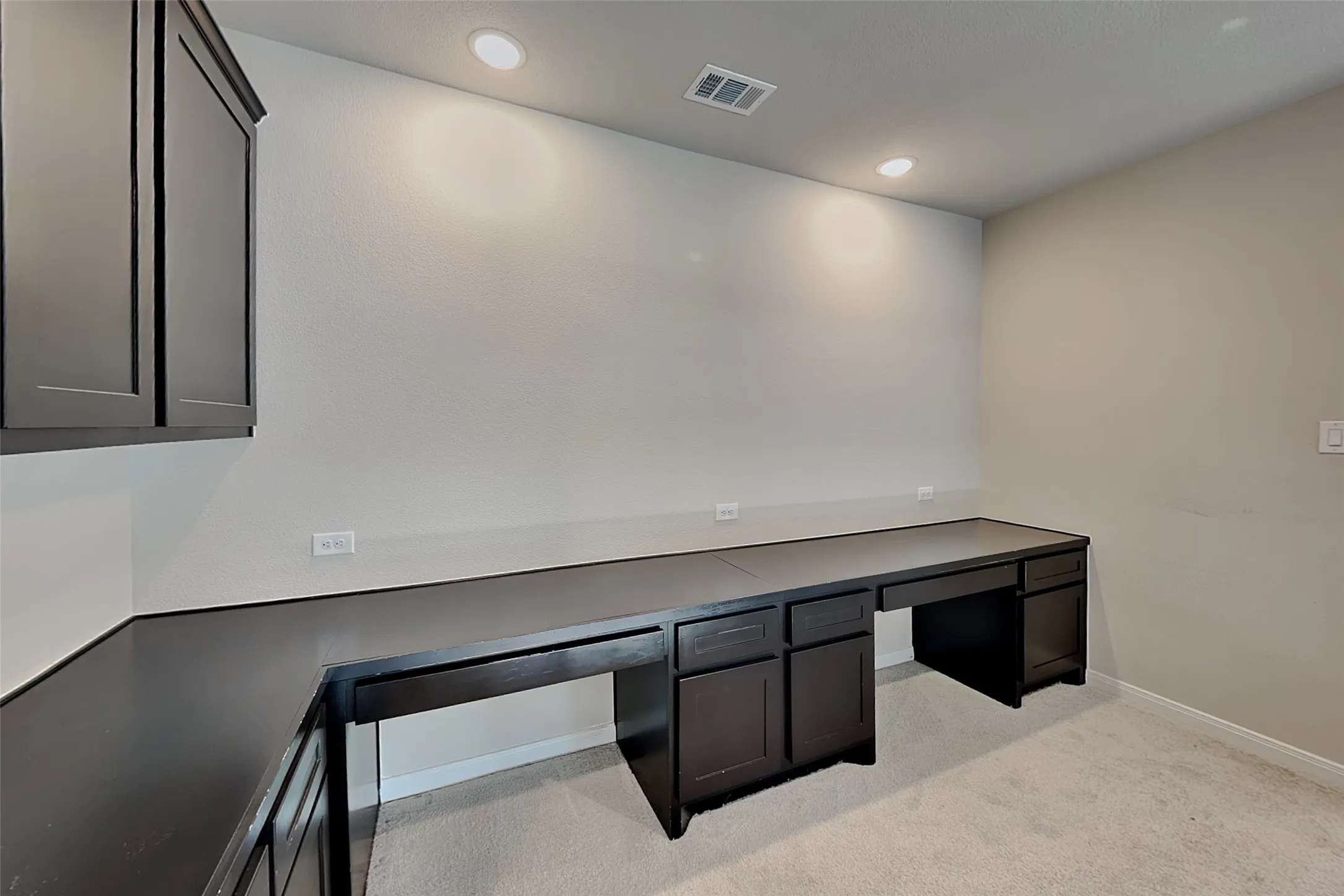 Single Family Residence For Rent in Parker County , 2013 Tolleson Drive, Fort Worth, Texas 76008, 4 Bedroom, 4 Bathroom, 2 Garage spaces, 2,687 Sqft, built in 2025, mls#21357101, Real Estate Agent in Fort Worth, Homes For Rent in Parker county, Homes For Rent in Fort Worth, Realtor in Fort Worth Texas, Real Estate Brokerage Independent Realty Texas, Luminita Cordes Realtor