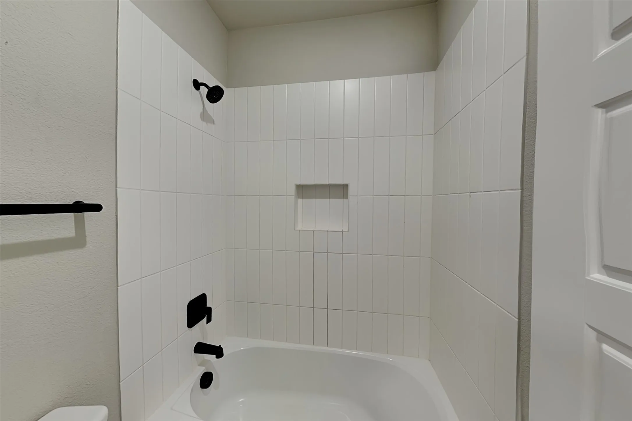 Single Family Residence For Rent in Parker County , 2013 Tolleson Drive, Fort Worth, Texas 76008, 4 Bedroom, 4 Bathroom, 2 Garage spaces, 2,687 Sqft, built in 2025, mls#21357101, Real Estate Agent in Fort Worth, Homes For Rent in Parker county, Homes For Rent in Fort Worth, Realtor in Fort Worth Texas, Real Estate Brokerage Independent Realty Texas, Luminita Cordes Realtor