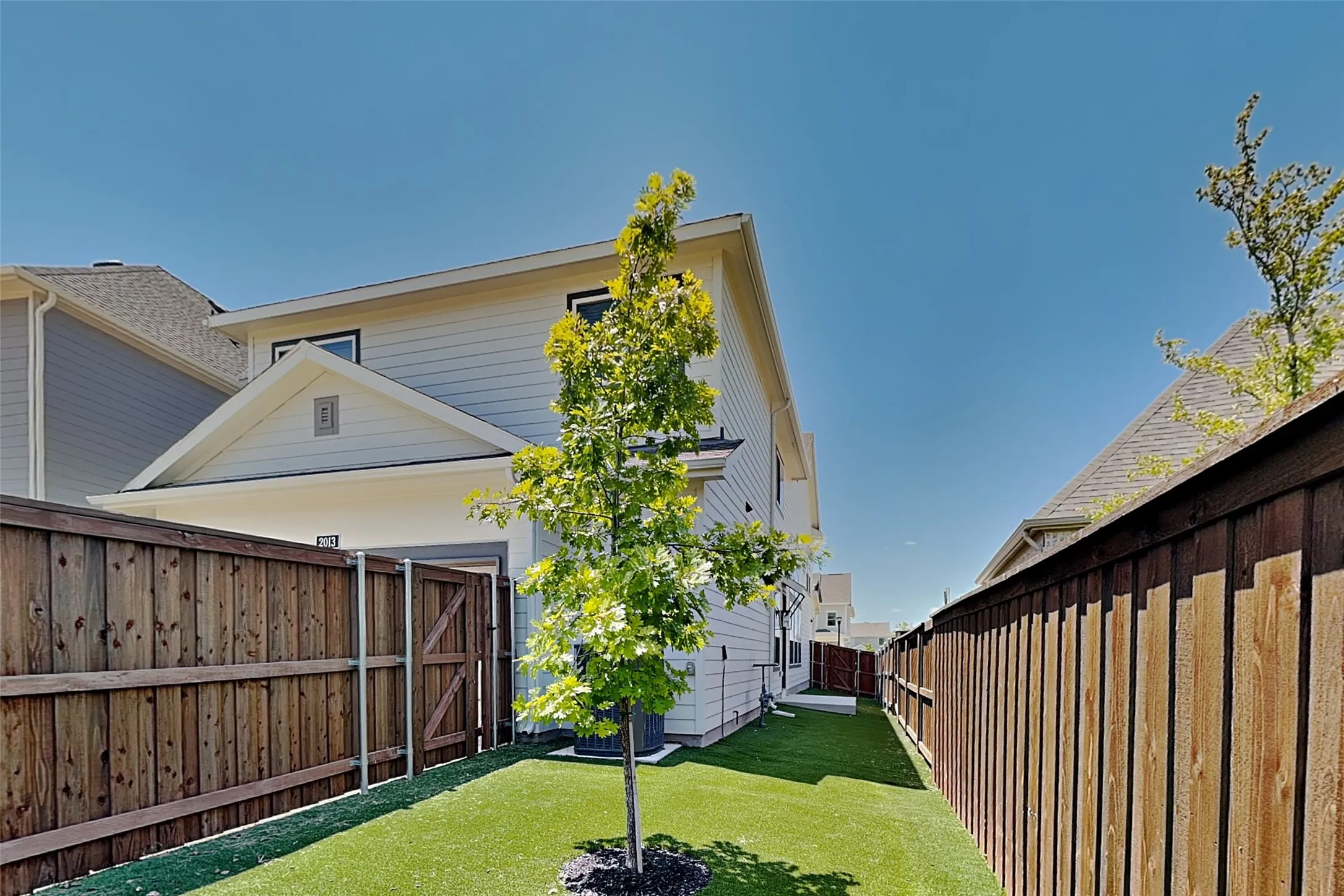 Single Family Residence For Rent in Parker County , 2013 Tolleson Drive, Fort Worth, Texas 76008, 4 Bedroom, 4 Bathroom, 2 Garage spaces, 2,687 Sqft, built in 2025, mls#21357101, Real Estate Agent in Fort Worth, Homes For Rent in Parker county, Homes For Rent in Fort Worth, Realtor in Fort Worth Texas, Real Estate Brokerage Independent Realty Texas, Luminita Cordes Realtor