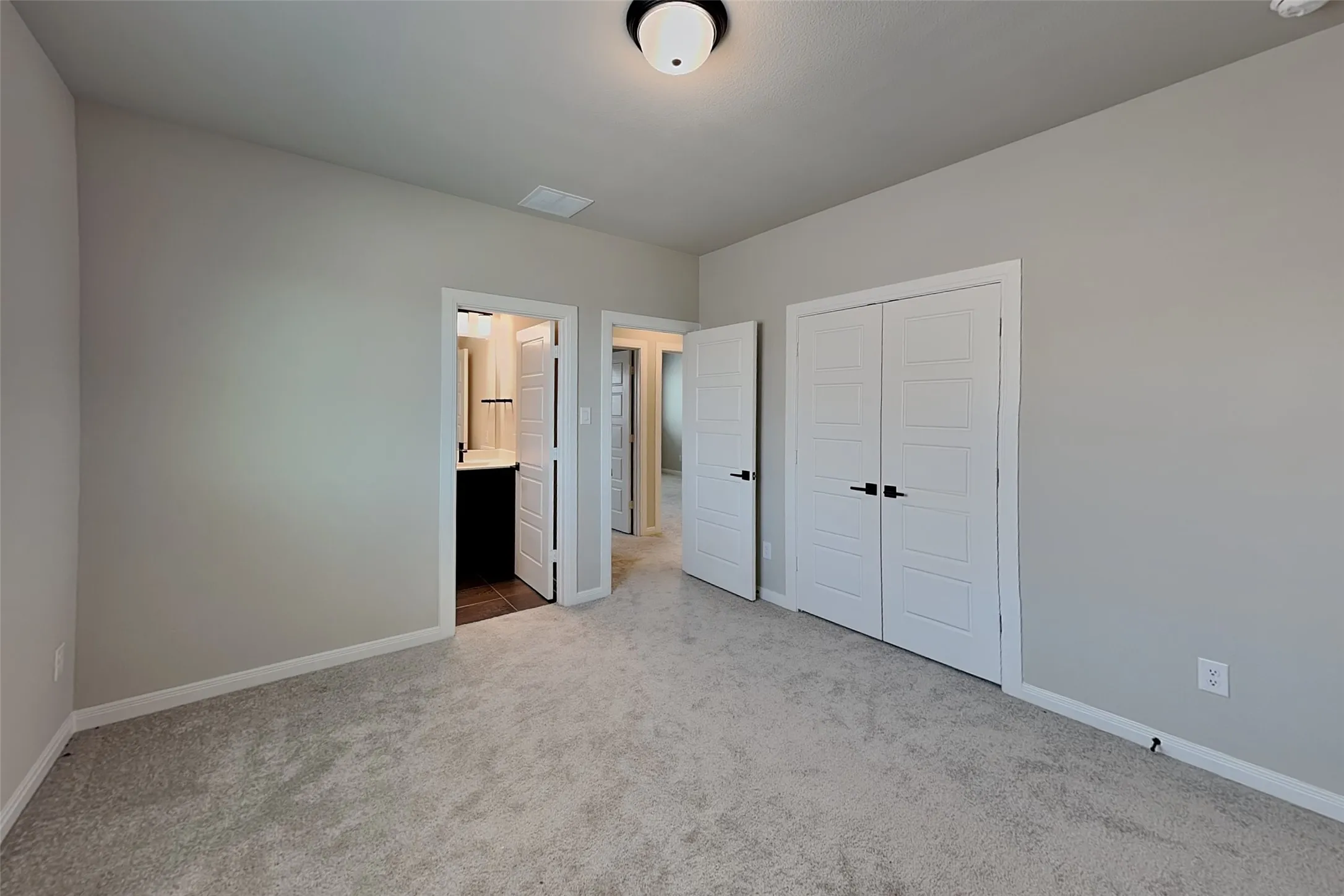 Single Family Residence For Rent in Parker County , 2013 Tolleson Drive, Fort Worth, Texas 76008, 4 Bedroom, 4 Bathroom, 2 Garage spaces, 2,687 Sqft, built in 2025, mls#21357101, Real Estate Agent in Fort Worth, Homes For Rent in Parker county, Homes For Rent in Fort Worth, Realtor in Fort Worth Texas, Real Estate Brokerage Independent Realty Texas, Luminita Cordes Realtor