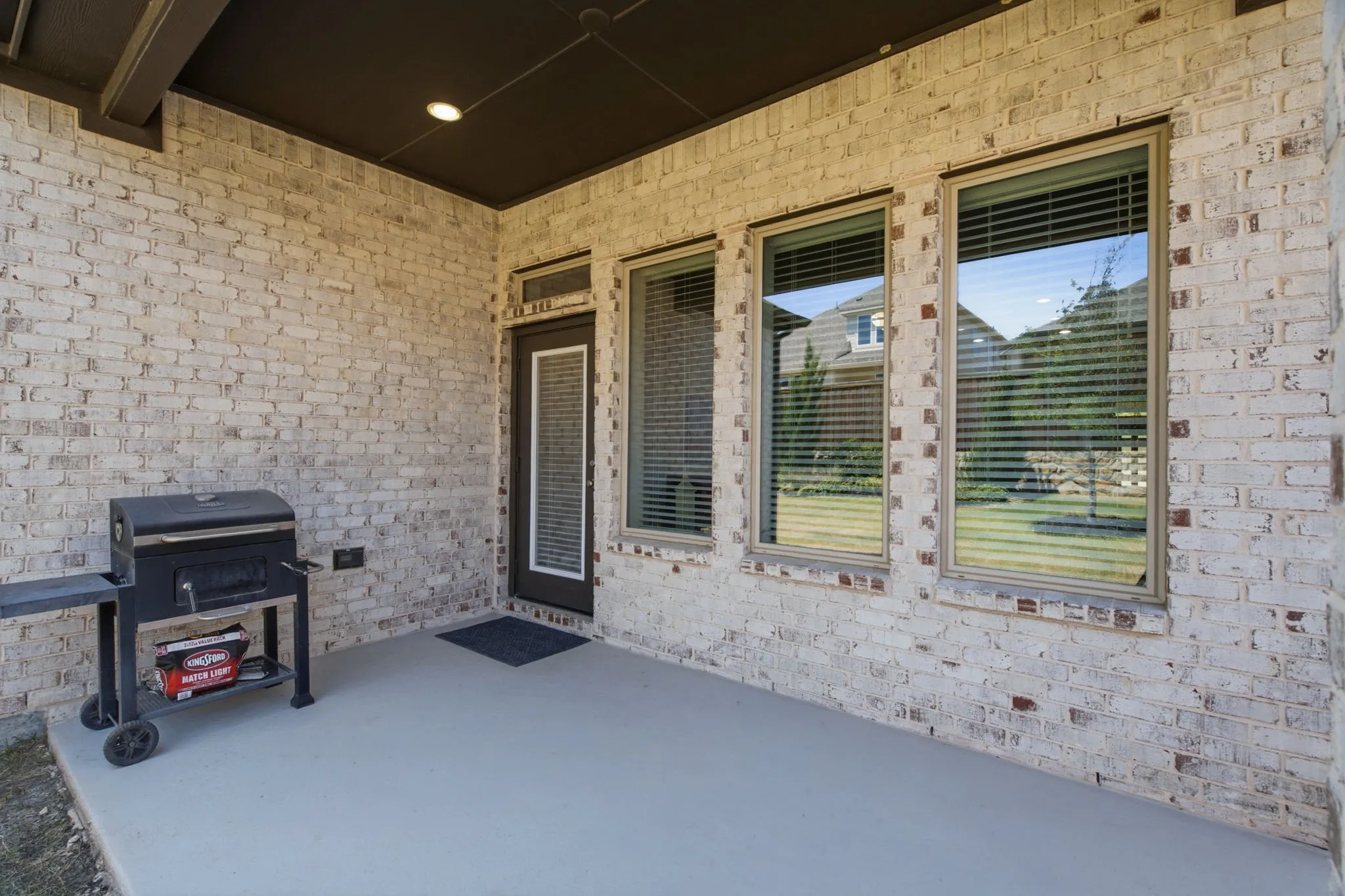 Single Family Residence For Sale in Wise County , 160 Pintail Lane, Rhome, Texas 76078, 3 Bedroom, 3 Bathroom, 2 Garage spaces, 2,018 Sqft, built in 2022, mls#21354802, Real Estate Agent in Rhome, Homes For Sale in Wise county, Homes For Sale in Rhome, Realtor in Rhome Texas, Real Estate Brokerage Independent Realty Texas, Luminita Cordes Realtor