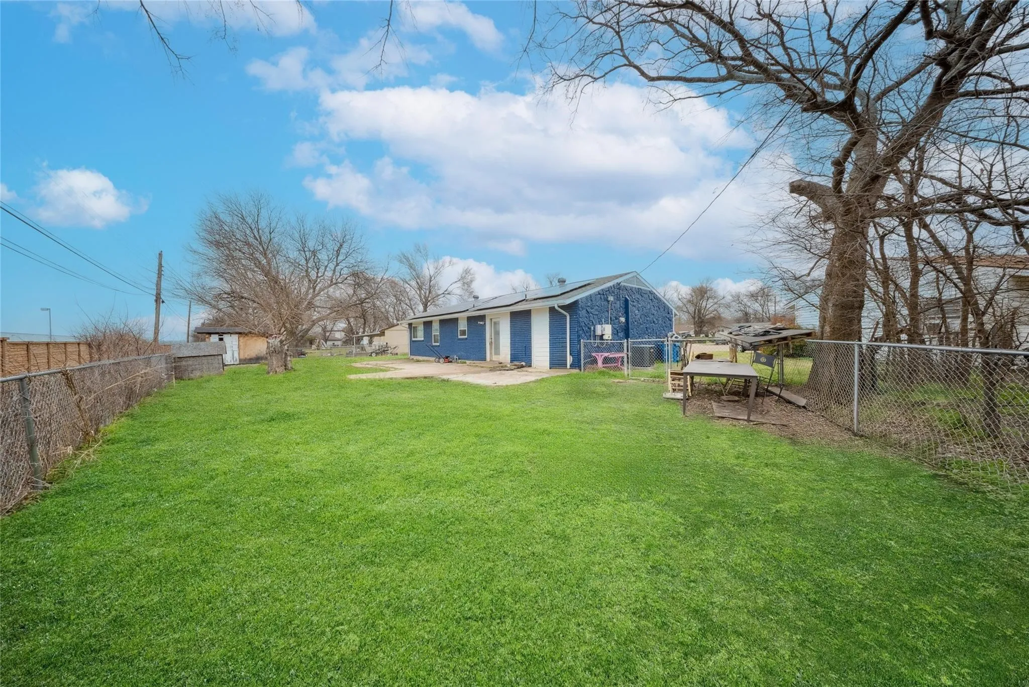 Single Family Residence For Sale in Dallas County , 106 Glenview Place, Hutchins, Texas 75141, 3 Bedroom, 2 Bathroom, Garage spaces, 1,329 Sqft, built in 1964, Price $224,990, mls#21355038, Real Estate Agent in Hutchins, Homes For Sale in Dallas county, Homes For Sale in Hutchins, Realtor in Hutchins Texas, Real Estate Brokerage Independent Realty Texas, Luminita Cordes Realtor