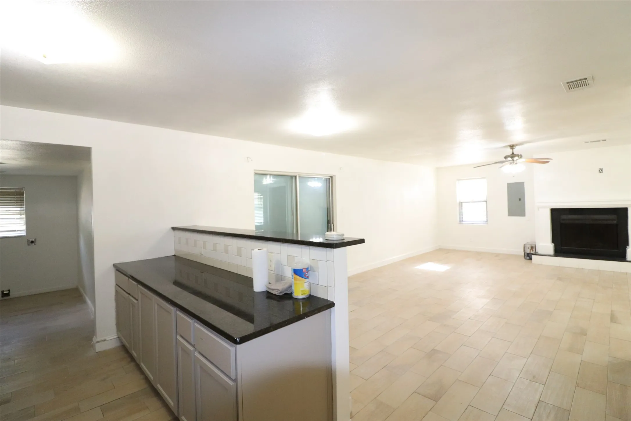 Single Family Residence For Rent in Dallas County , 4106 Timberline Drive, Garland, Texas 75042, 4 Bedroom, 2 Bathroom, Garage spaces, 1,800 Sqft, built in 1965, mls#21357109, Real Estate Agent in Garland, Homes For Rent in Dallas county, Homes For Rent in Garland, Realtor in Garland Texas, Real Estate Brokerage Independent Realty Texas, Luminita Cordes Realtor