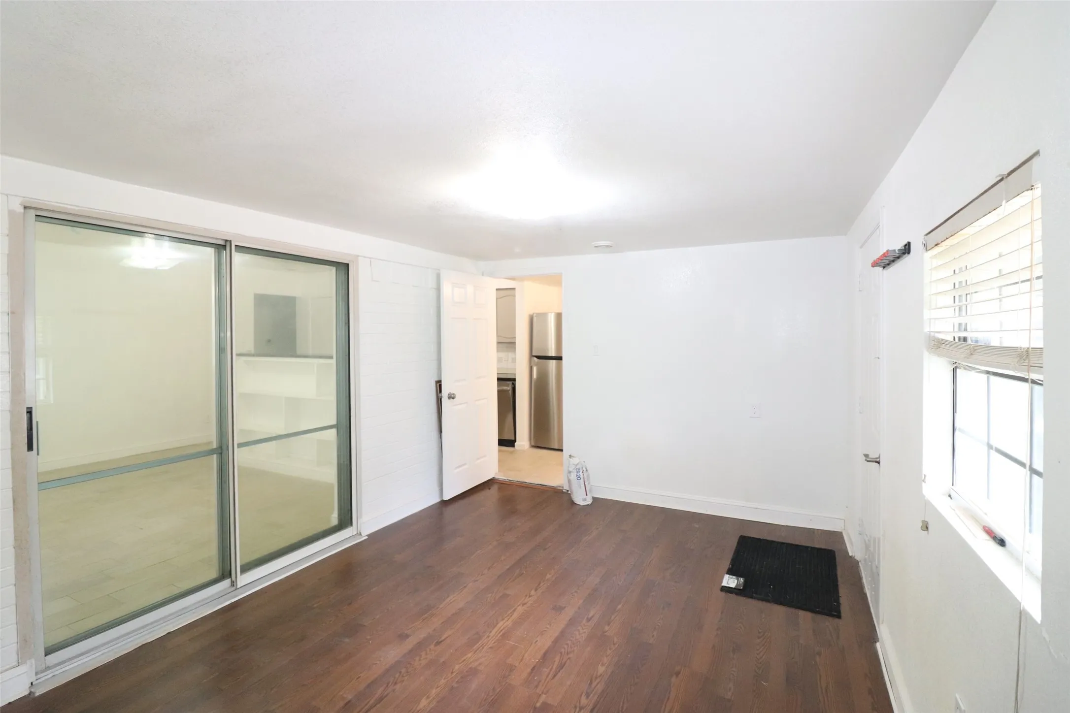 Single Family Residence For Rent in Dallas County , 4106 Timberline Drive, Garland, Texas 75042, 4 Bedroom, 2 Bathroom, Garage spaces, 1,800 Sqft, built in 1965, mls#21357109, Real Estate Agent in Garland, Homes For Rent in Dallas county, Homes For Rent in Garland, Realtor in Garland Texas, Real Estate Brokerage Independent Realty Texas, Luminita Cordes Realtor