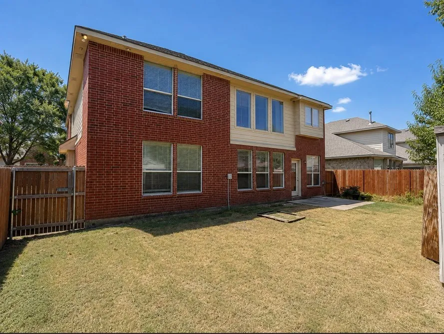 Single Family Residence For Rent in Tarrant County , 4420 Corner Brook Lane, Fort Worth, Texas 76123, 5 Bedroom, 4 Bathroom, 2 Garage spaces, 4,215 Sqft, built in 2003, mls#21357107, Real Estate Agent in Fort Worth, Homes For Rent in Tarrant county, Homes For Rent in Fort Worth, Realtor in Fort Worth Texas, Real Estate Brokerage Independent Realty Texas, Luminita Cordes Realtor