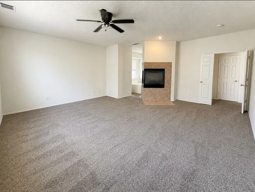 Single Family Residence For Rent in Tarrant County , 4420 Corner Brook Lane, Fort Worth, Texas 76123, 5 Bedroom, 4 Bathroom, 2 Garage spaces, 4,215 Sqft, built in 2003, mls#21357107, Real Estate Agent in Fort Worth, Homes For Rent in Tarrant county, Homes For Rent in Fort Worth, Realtor in Fort Worth Texas, Real Estate Brokerage Independent Realty Texas, Luminita Cordes Realtor
