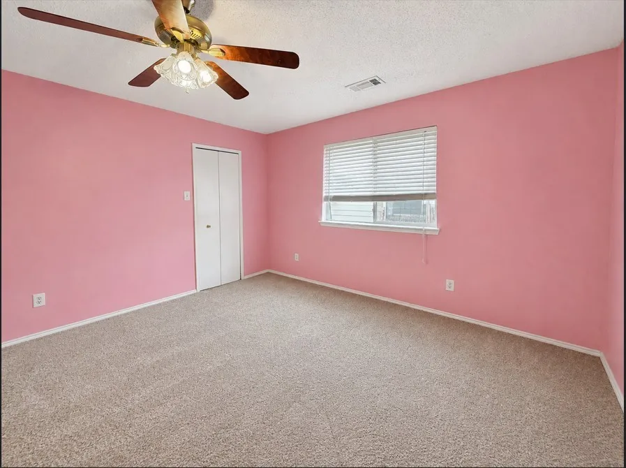 Single Family Residence For Rent in Tarrant County , 4420 Corner Brook Lane, Fort Worth, Texas 76123, 5 Bedroom, 4 Bathroom, 2 Garage spaces, 4,215 Sqft, built in 2003, mls#21357107, Real Estate Agent in Fort Worth, Homes For Rent in Tarrant county, Homes For Rent in Fort Worth, Realtor in Fort Worth Texas, Real Estate Brokerage Independent Realty Texas, Luminita Cordes Realtor