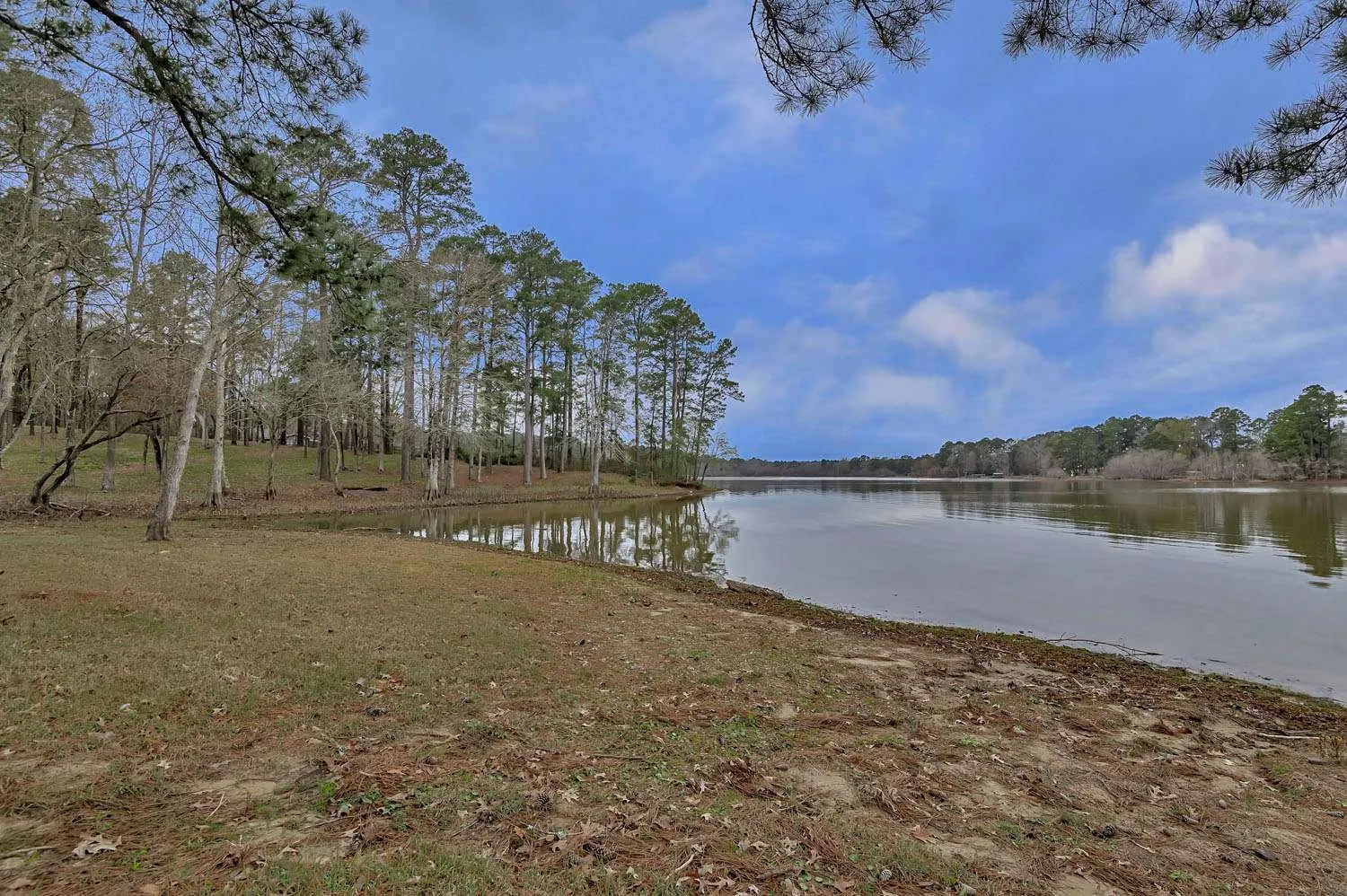 Manufactured Home For Sale in Sabine (TX) County , 111 Cypress Bay Drive, Milam, Texas 75959, 3 Bedroom, 3 Bathroom, 4 Garage spaces, 3,300 Sqft, built in 2023, Price $1,200,000, mls#21357113, Real Estate Agent in Milam, Homes For Sale in Sabine (TX) county, Homes For Sale in Milam, Realtor in Milam Texas, Real Estate Brokerage Independent Realty Texas, Luminita Cordes Realtor