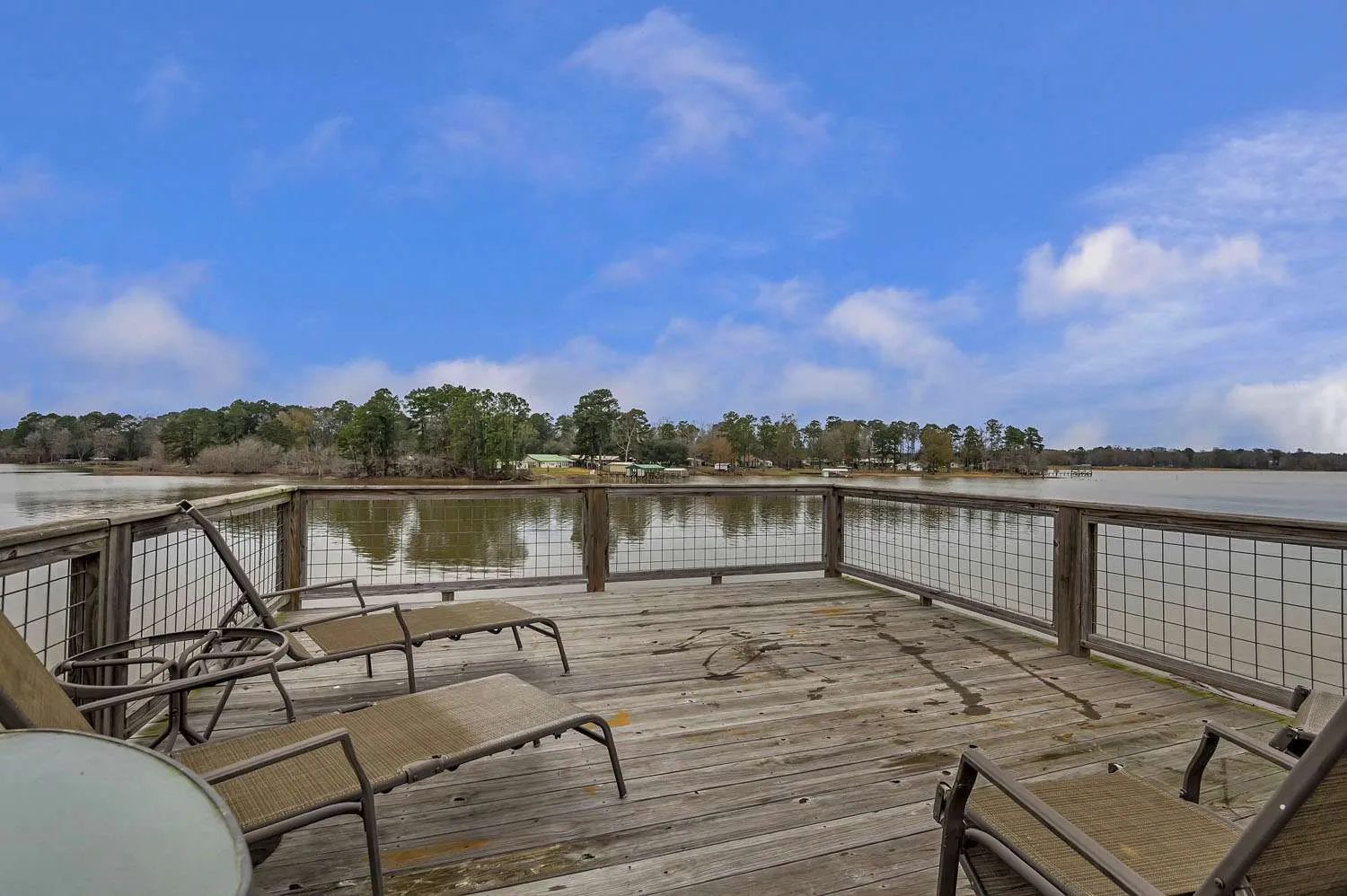 Manufactured Home For Sale in Sabine (TX) County , 111 Cypress Bay Drive, Milam, Texas 75959, 3 Bedroom, 3 Bathroom, 4 Garage spaces, 3,300 Sqft, built in 2023, Price $1,200,000, mls#21357113, Real Estate Agent in Milam, Homes For Sale in Sabine (TX) county, Homes For Sale in Milam, Realtor in Milam Texas, Real Estate Brokerage Independent Realty Texas, Luminita Cordes Realtor