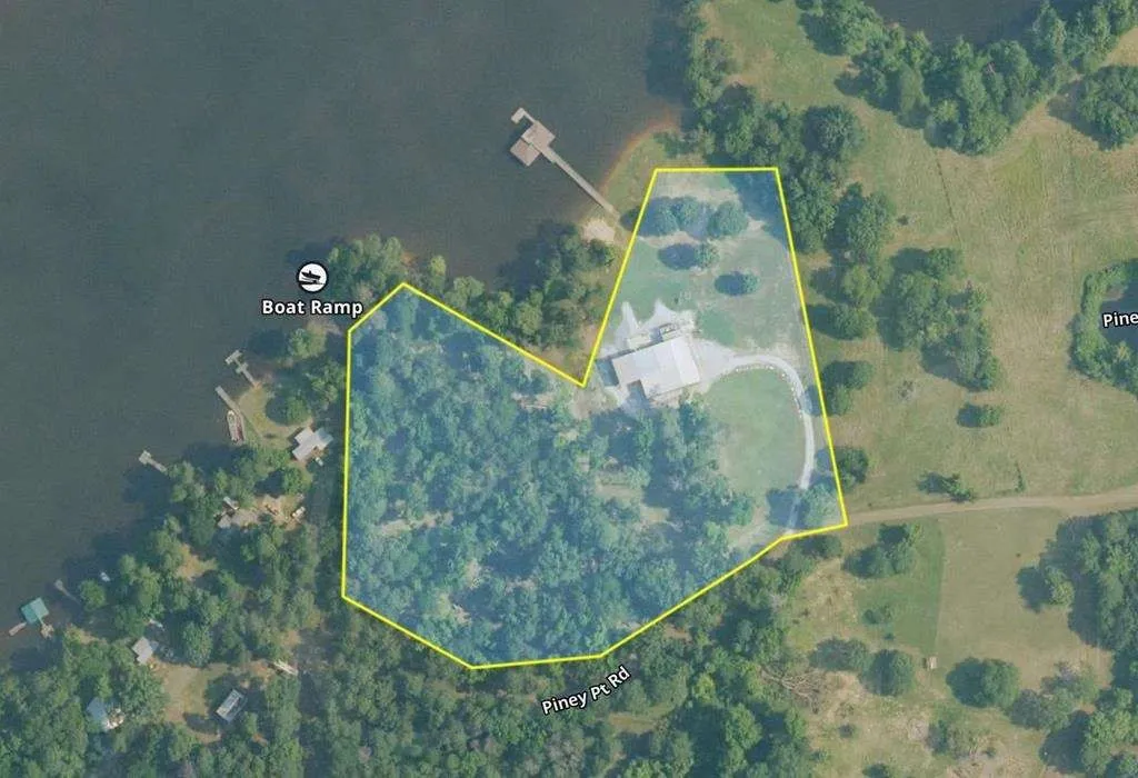Manufactured Home For Sale in Sabine (TX) County , 111 Cypress Bay Drive, Milam, Texas 75959, 3 Bedroom, 3 Bathroom, 4 Garage spaces, 3,300 Sqft, built in 2023, Price $1,200,000, mls#21357113, Real Estate Agent in Milam, Homes For Sale in Sabine (TX) county, Homes For Sale in Milam, Realtor in Milam Texas, Real Estate Brokerage Independent Realty Texas, Luminita Cordes Realtor