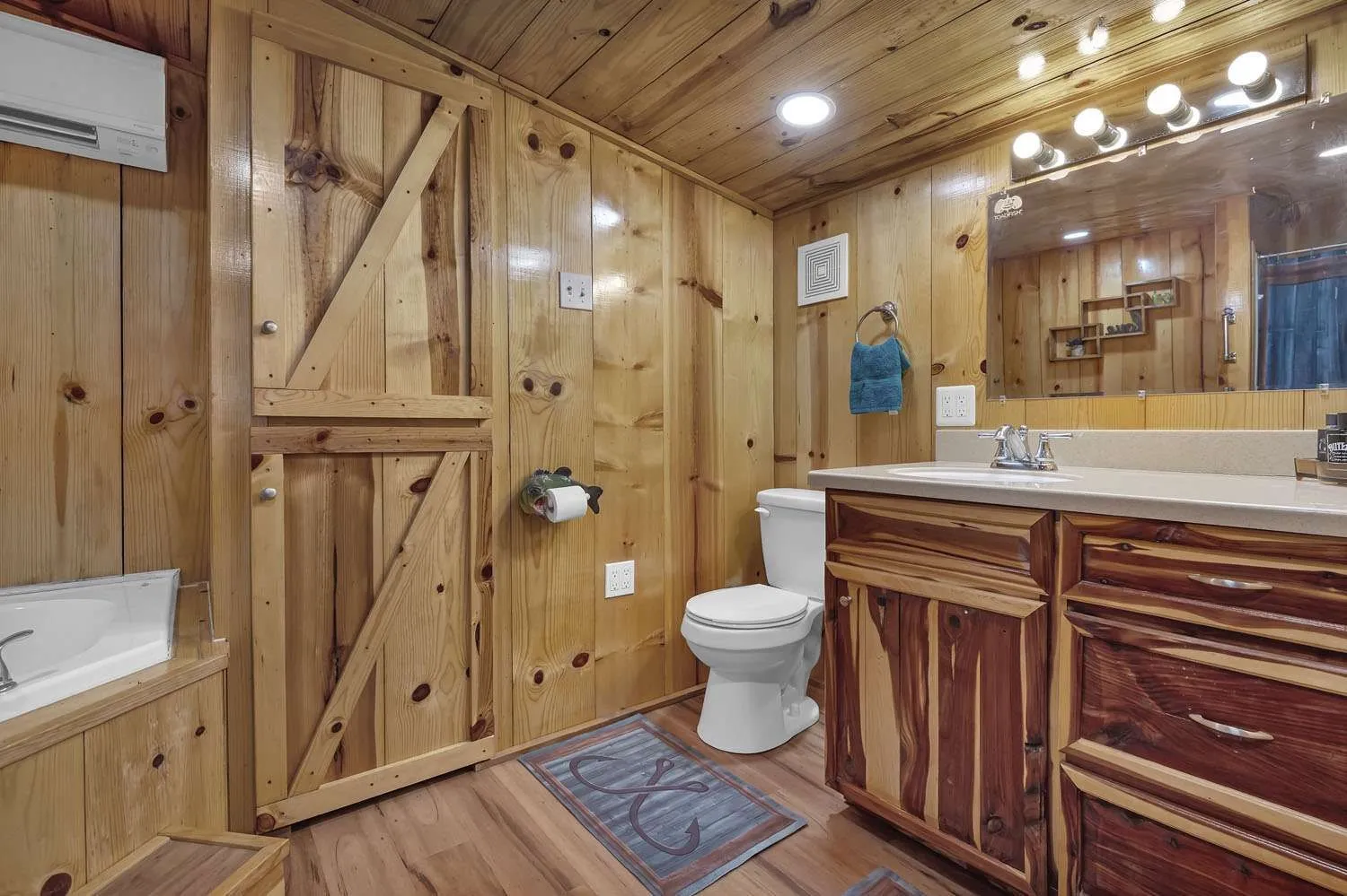 Manufactured Home For Sale in Sabine (TX) County , 111 Cypress Bay Drive, Milam, Texas 75959, 3 Bedroom, 3 Bathroom, 4 Garage spaces, 3,300 Sqft, built in 2023, Price $1,200,000, mls#21357113, Real Estate Agent in Milam, Homes For Sale in Sabine (TX) county, Homes For Sale in Milam, Realtor in Milam Texas, Real Estate Brokerage Independent Realty Texas, Luminita Cordes Realtor
