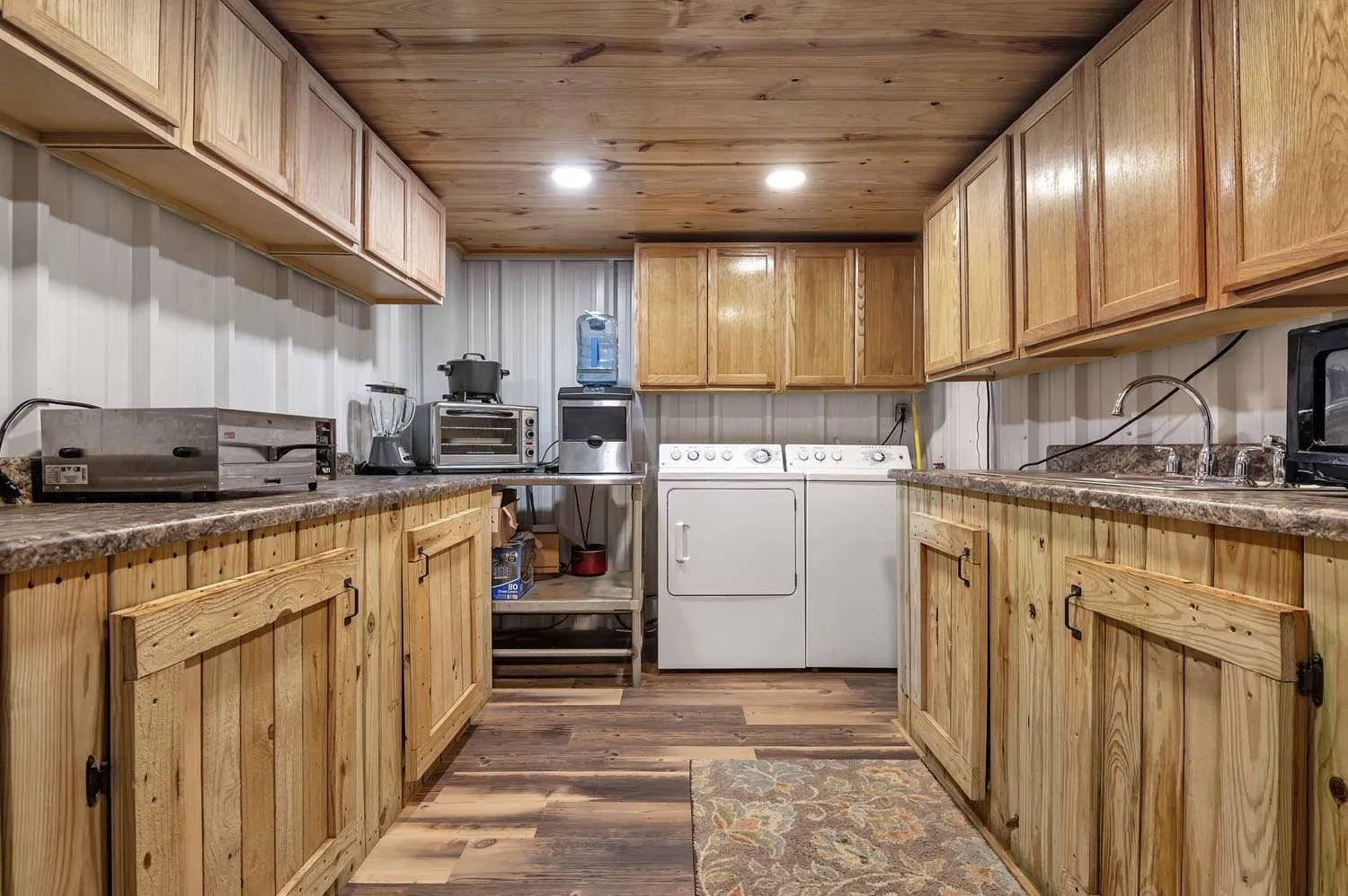 Manufactured Home For Sale in Sabine (TX) County , 111 Cypress Bay Drive, Milam, Texas 75959, 3 Bedroom, 3 Bathroom, 4 Garage spaces, 3,300 Sqft, built in 2023, Price $1,200,000, mls#21357113, Real Estate Agent in Milam, Homes For Sale in Sabine (TX) county, Homes For Sale in Milam, Realtor in Milam Texas, Real Estate Brokerage Independent Realty Texas, Luminita Cordes Realtor