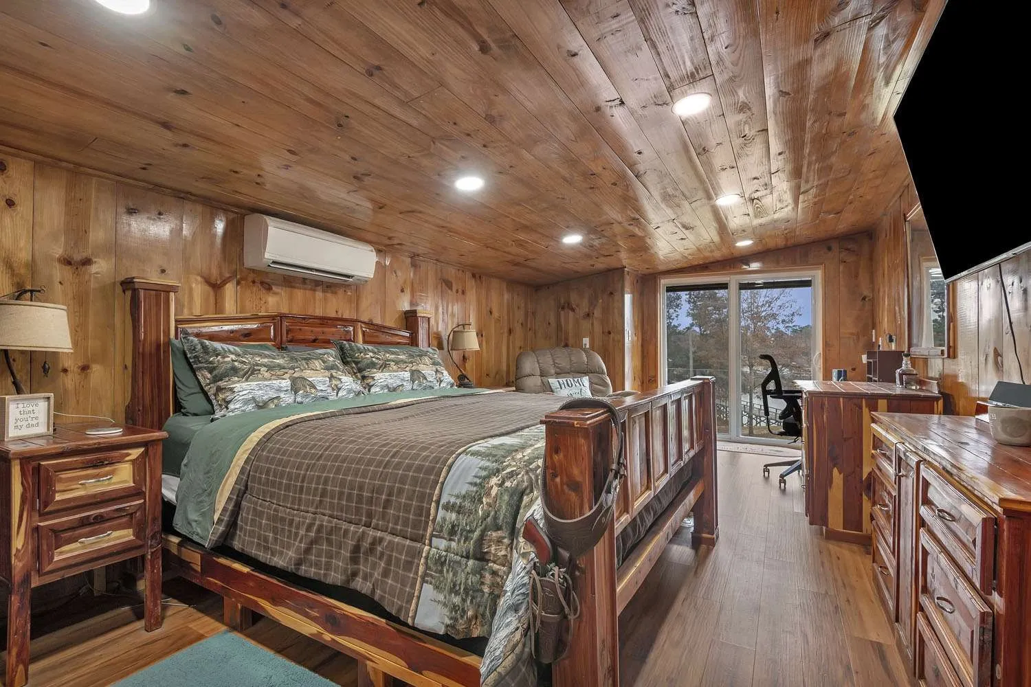 Manufactured Home For Sale in Sabine (TX) County , 111 Cypress Bay Drive, Milam, Texas 75959, 3 Bedroom, 3 Bathroom, 4 Garage spaces, 3,300 Sqft, built in 2023, Price $1,200,000, mls#21357113, Real Estate Agent in Milam, Homes For Sale in Sabine (TX) county, Homes For Sale in Milam, Realtor in Milam Texas, Real Estate Brokerage Independent Realty Texas, Luminita Cordes Realtor