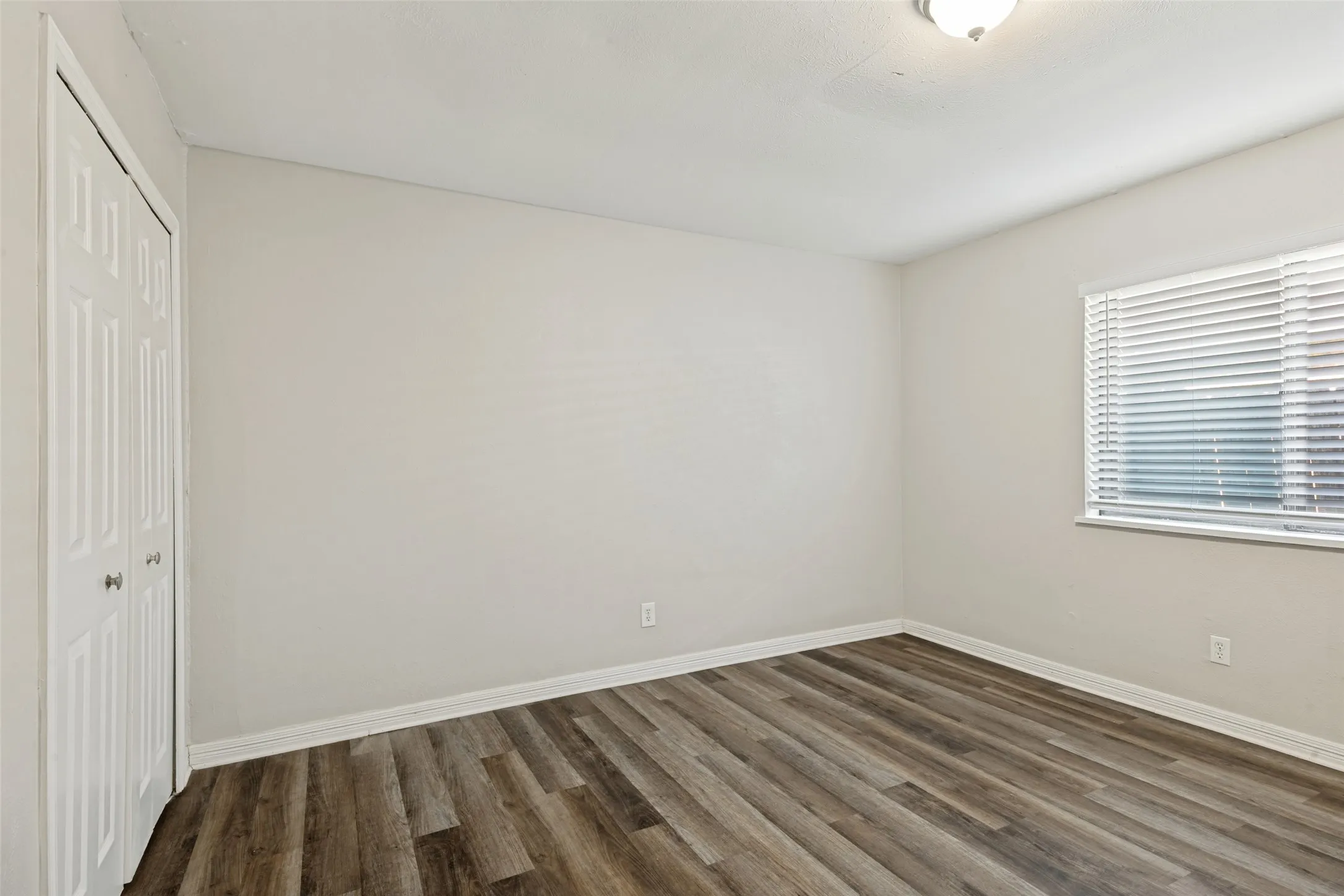 Single Family Residence For Rent in Rockwall County , 8914 Vernon Drive, Rowlett, Texas 75088, 3 Bedroom, 2 Bathroom, 2 Garage spaces, 1,791 Sqft, built in 1983, mls#21356976, Real Estate Agent in Rowlett, Homes For Rent in Rockwall county, Homes For Rent in Rowlett, Realtor in Rowlett Texas, Real Estate Brokerage Independent Realty Texas, Luminita Cordes Realtor