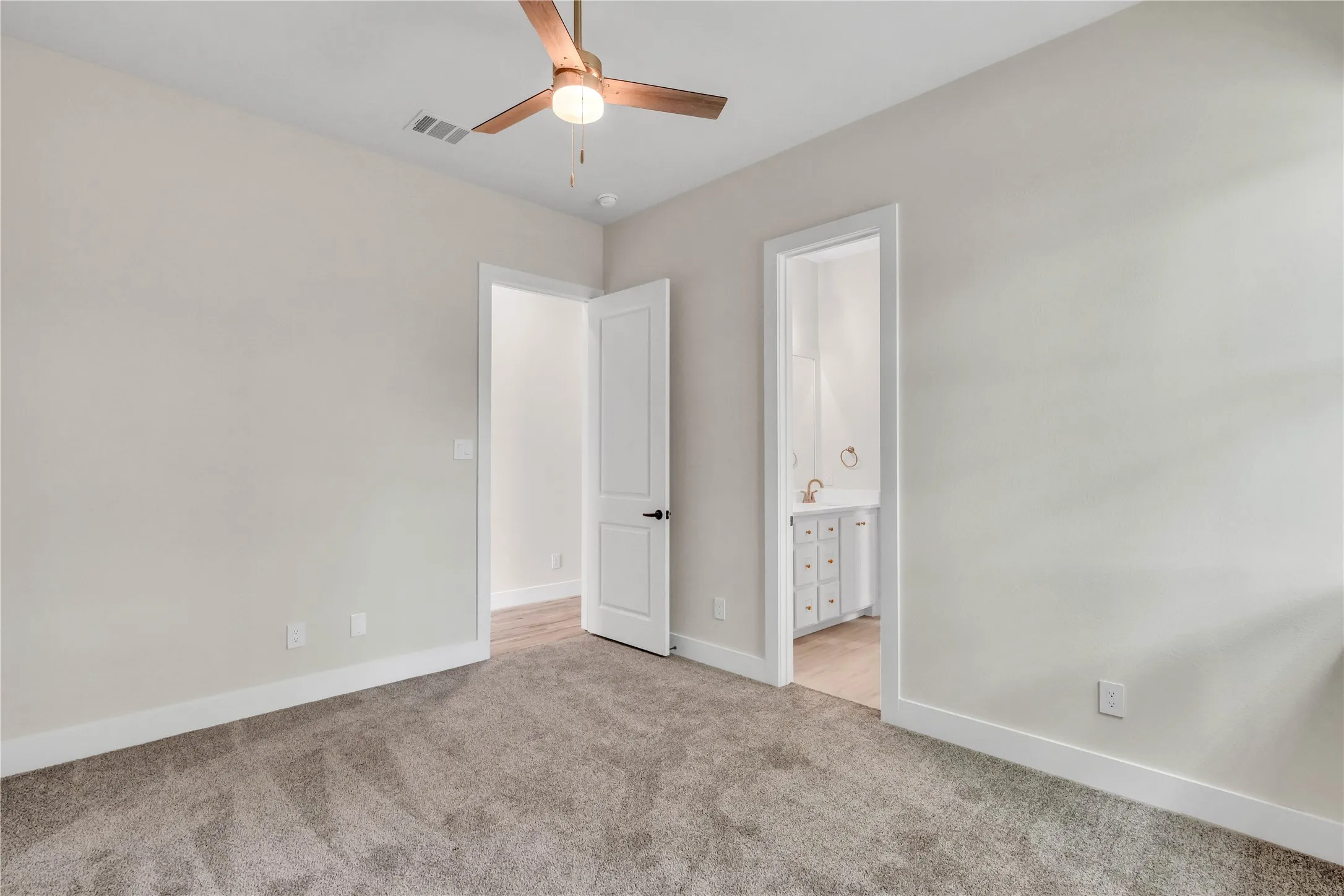 Single Family Residence For Sale in Parker County , 1028 Henry Way, Springtown, Texas 76082, 4 Bedroom, 3 Bathroom, 2 Garage spaces, 2,701 Sqft, built in 2026, mls#21357130, Real Estate Agent in Springtown, Homes For Sale in Parker county, Homes For Sale in Springtown, Realtor in Springtown Texas, Real Estate Brokerage Independent Realty Texas, Luminita Cordes Realtor