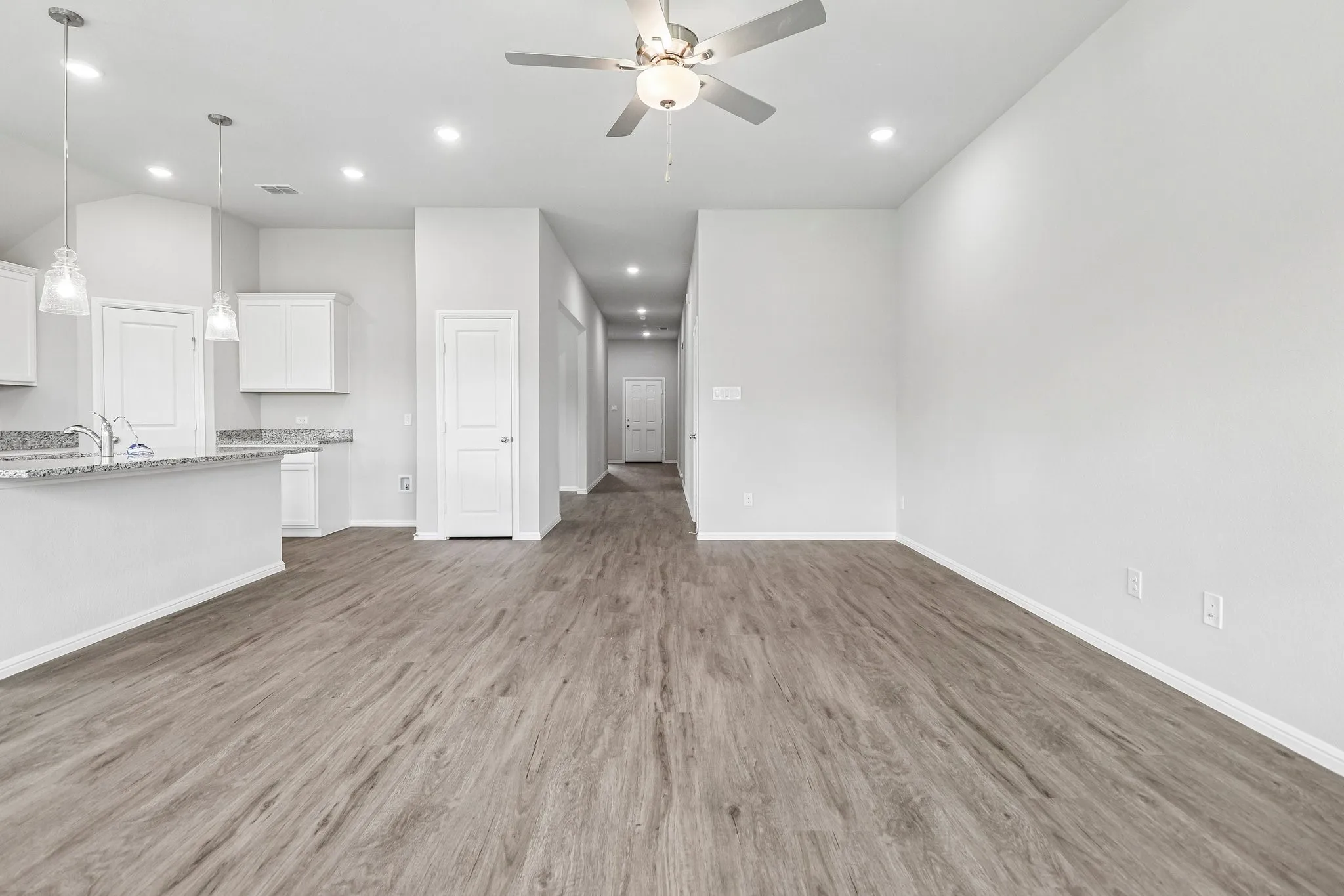 Single Family Residence For Sale in Hunt County , 101 Anson Drive, Royse City, Texas 75189, 4 Bedroom, 2 Bathroom, 2 Garage spaces, 2,029 Sqft, built in 2026, mls#21345860, Real Estate Agent in Royse City, Homes For Sale in Hunt county, Homes For Sale in Royse City, Realtor in Royse City Texas, Real Estate Brokerage Independent Realty Texas, Luminita Cordes Realtor