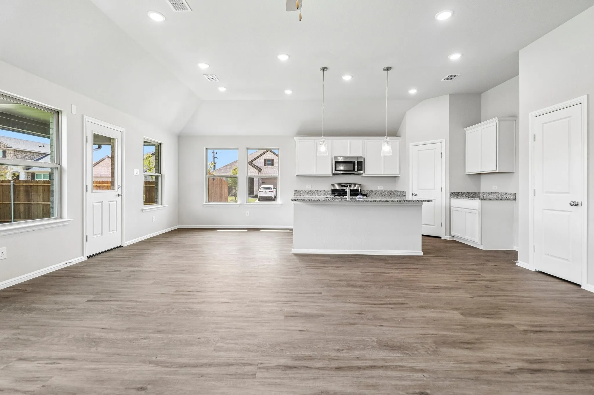 Single Family Residence For Sale in Hunt County , 101 Anson Drive, Royse City, Texas 75189, 4 Bedroom, 2 Bathroom, 2 Garage spaces, 2,029 Sqft, built in 2026, mls#21345860, Real Estate Agent in Royse City, Homes For Sale in Hunt county, Homes For Sale in Royse City, Realtor in Royse City Texas, Real Estate Brokerage Independent Realty Texas, Luminita Cordes Realtor