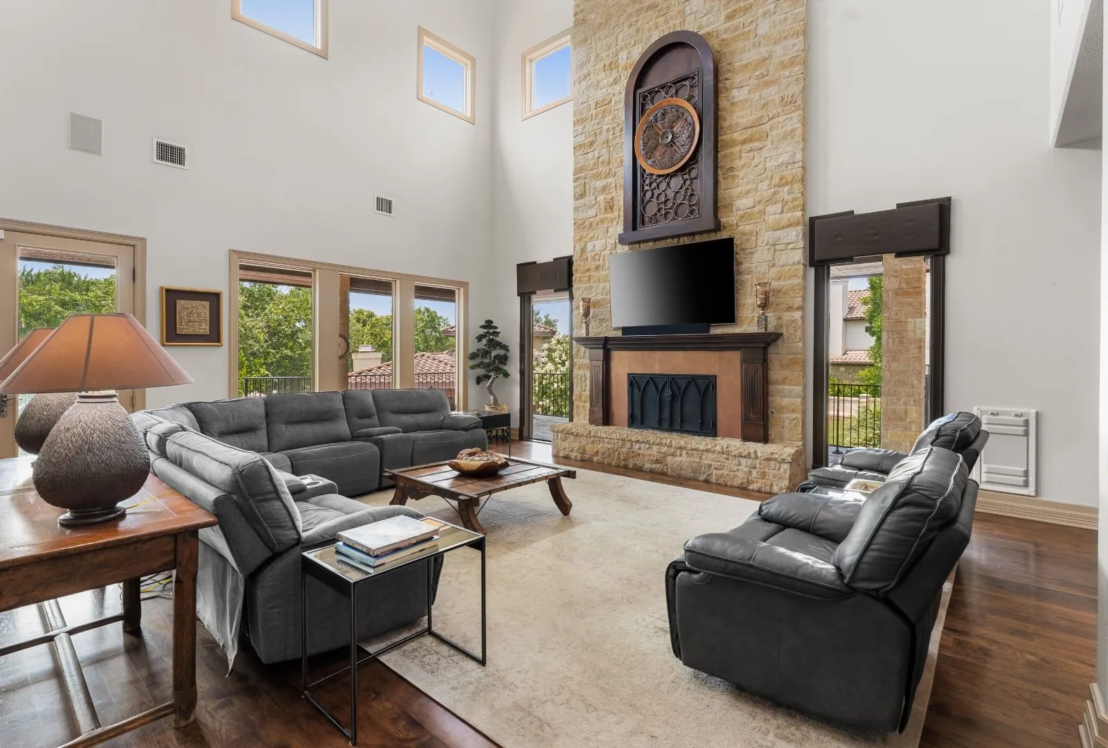 Single Family Residence For Sale in Travis County , 103 Bella Cima Drive, Austin, Texas 78734, 5 Bedroom, 6 Bathroom, 3 Garage spaces, 6,373 Sqft, built in 2001, mls#21357111, Real Estate Agent in Austin, Homes For Sale in Travis county, Homes For Sale in Austin, Realtor in Austin Texas, Real Estate Brokerage Independent Realty Texas, Luminita Cordes Realtor