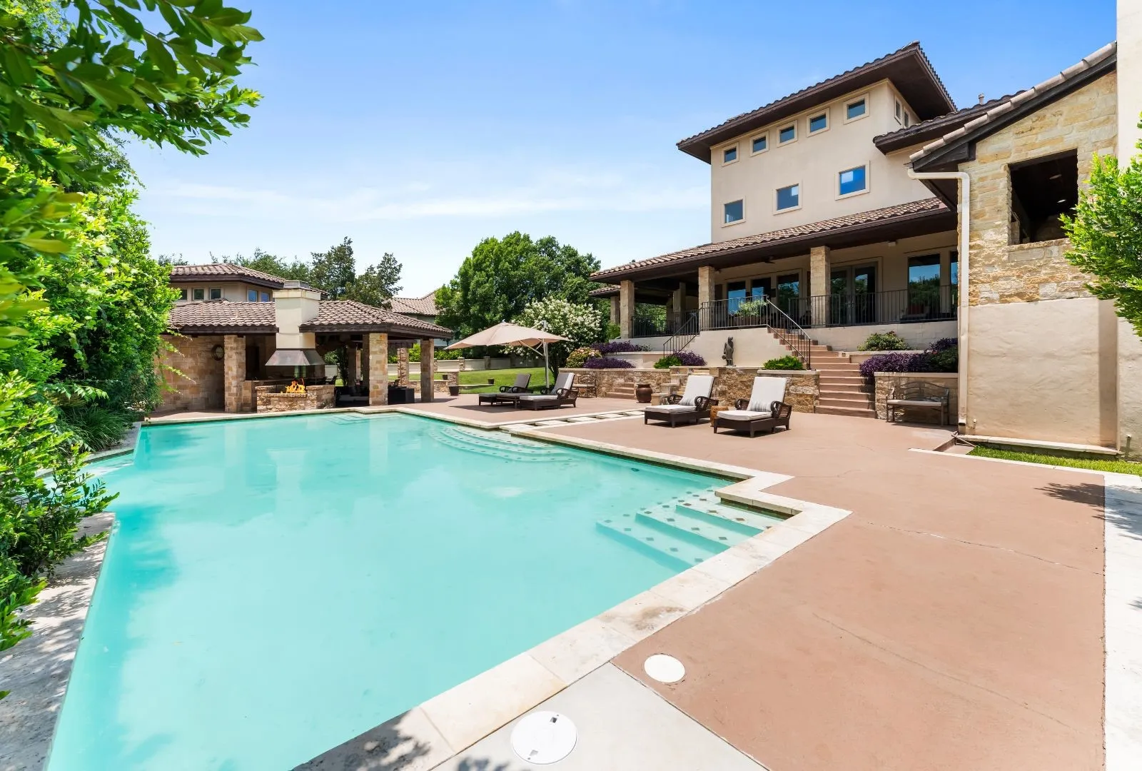 Single Family Residence For Sale in Travis County , 103 Bella Cima Drive, Austin, Texas 78734, 5 Bedroom, 6 Bathroom, 3 Garage spaces, 6,373 Sqft, built in 2001, mls#21357111, Real Estate Agent in Austin, Homes For Sale in Travis county, Homes For Sale in Austin, Realtor in Austin Texas, Real Estate Brokerage Independent Realty Texas, Luminita Cordes Realtor