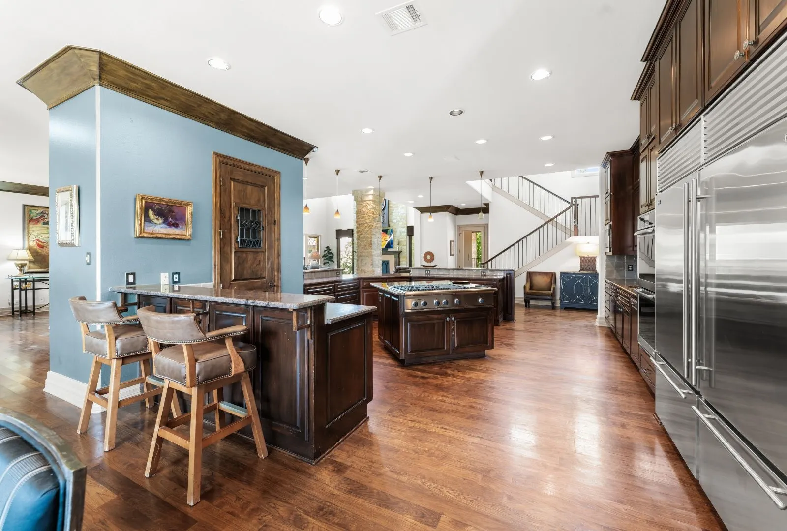 Single Family Residence For Sale in Travis County , 103 Bella Cima Drive, Austin, Texas 78734, 5 Bedroom, 6 Bathroom, 3 Garage spaces, 6,373 Sqft, built in 2001, mls#21357111, Real Estate Agent in Austin, Homes For Sale in Travis county, Homes For Sale in Austin, Realtor in Austin Texas, Real Estate Brokerage Independent Realty Texas, Luminita Cordes Realtor