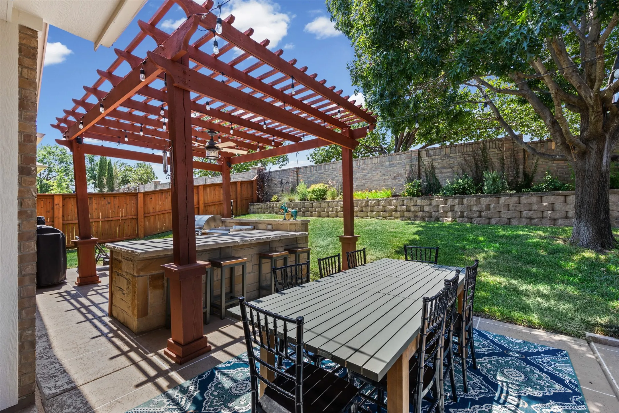 Single Family Residence For Sale in Tarrant County , 1759 Hidden Brook Drive, Grand Prairie, Texas 75050, 4 Bedroom, 3 Bathroom, 2 Garage spaces, 2,428 Sqft, built in 2005, mls#21349623, Real Estate Agent in Grand Prairie, Homes For Sale in Tarrant county, Homes For Sale in Grand Prairie, Realtor in Grand Prairie Texas, Real Estate Brokerage Independent Realty Texas, Luminita Cordes Realtor
