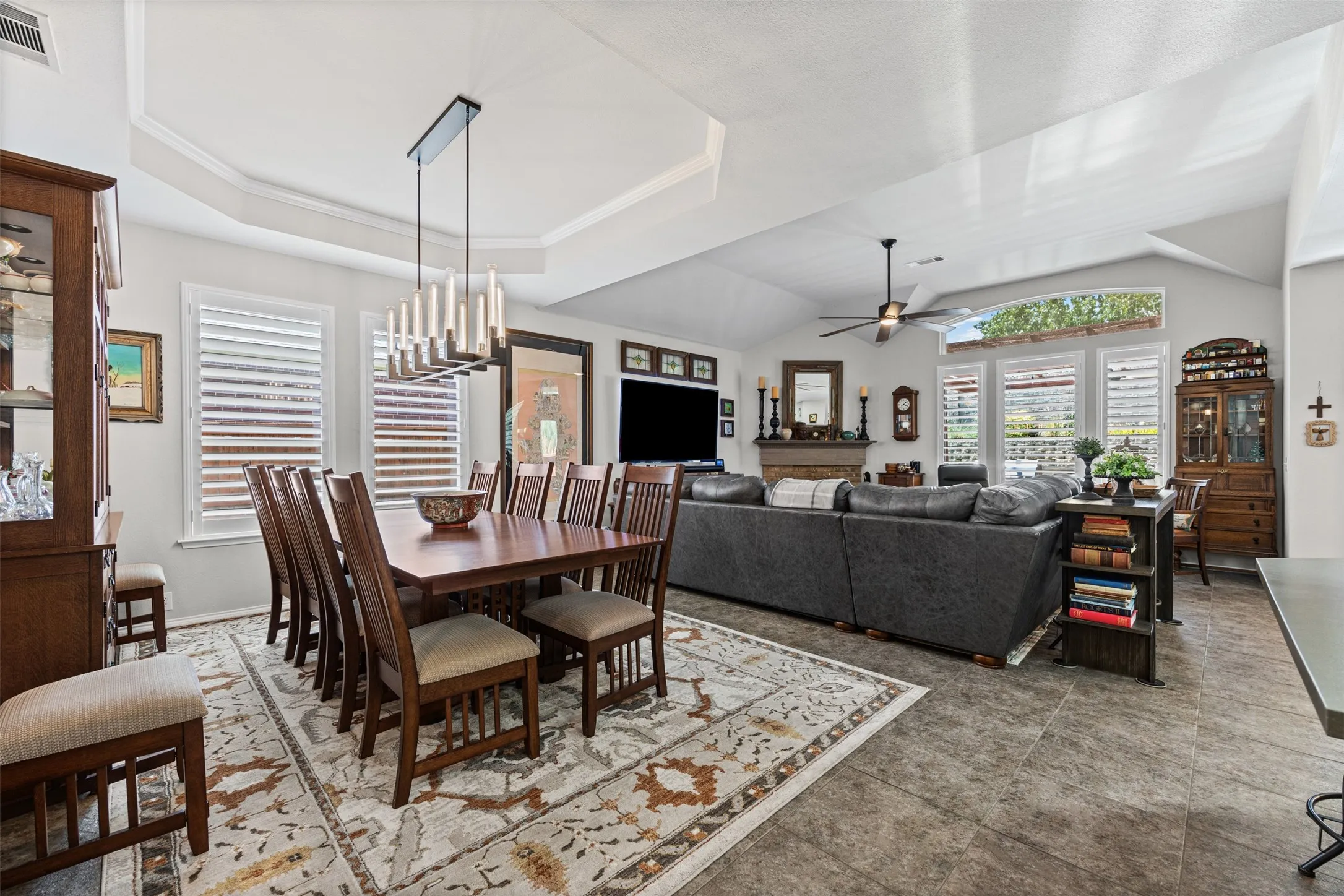 Single Family Residence For Sale in Tarrant County , 1759 Hidden Brook Drive, Grand Prairie, Texas 75050, 4 Bedroom, 3 Bathroom, 2 Garage spaces, 2,428 Sqft, built in 2005, mls#21349623, Real Estate Agent in Grand Prairie, Homes For Sale in Tarrant county, Homes For Sale in Grand Prairie, Realtor in Grand Prairie Texas, Real Estate Brokerage Independent Realty Texas, Luminita Cordes Realtor
