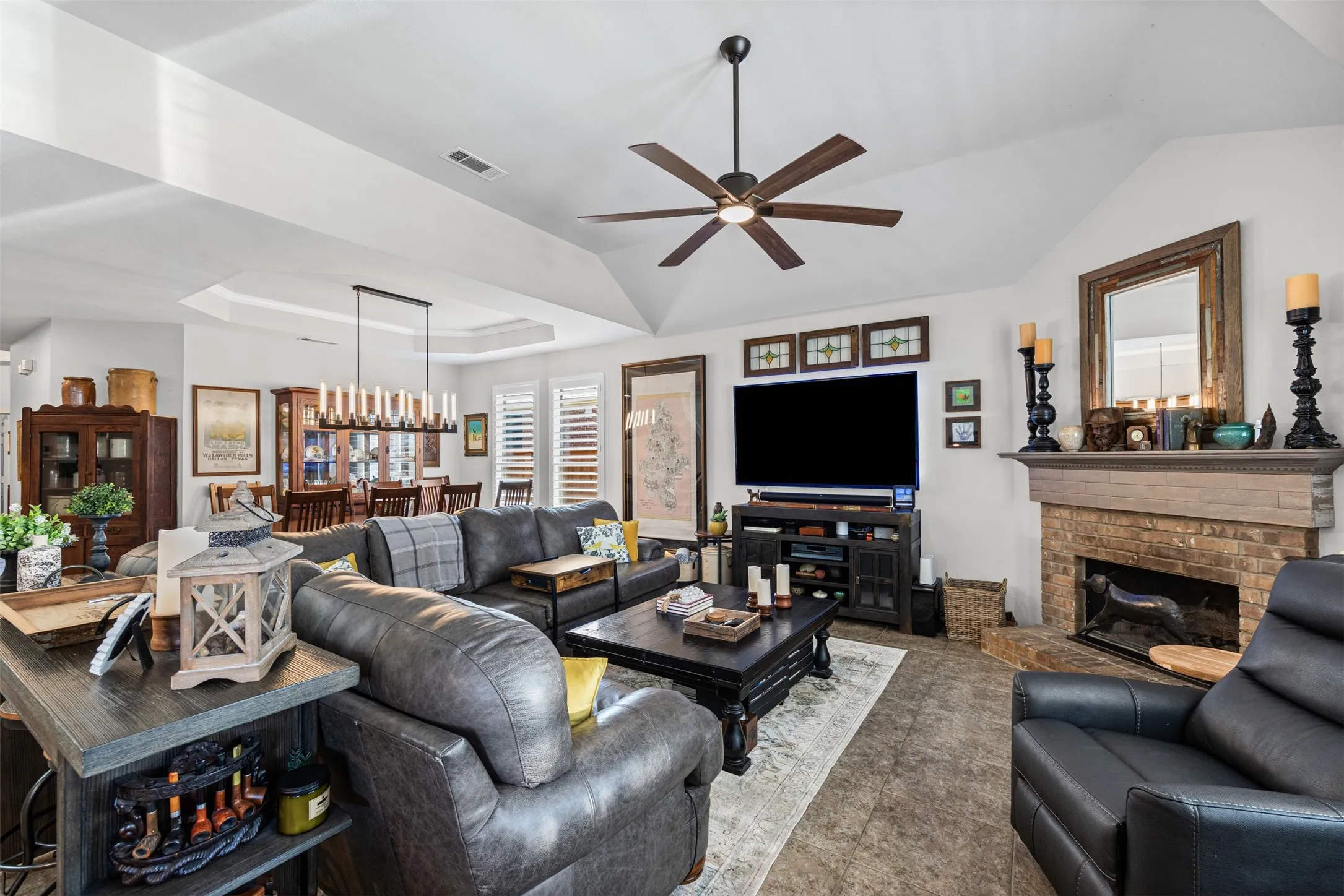Single Family Residence For Sale in Tarrant County , 1759 Hidden Brook Drive, Grand Prairie, Texas 75050, 4 Bedroom, 3 Bathroom, 2 Garage spaces, 2,428 Sqft, built in 2005, mls#21349623, Real Estate Agent in Grand Prairie, Homes For Sale in Tarrant county, Homes For Sale in Grand Prairie, Realtor in Grand Prairie Texas, Real Estate Brokerage Independent Realty Texas, Luminita Cordes Realtor