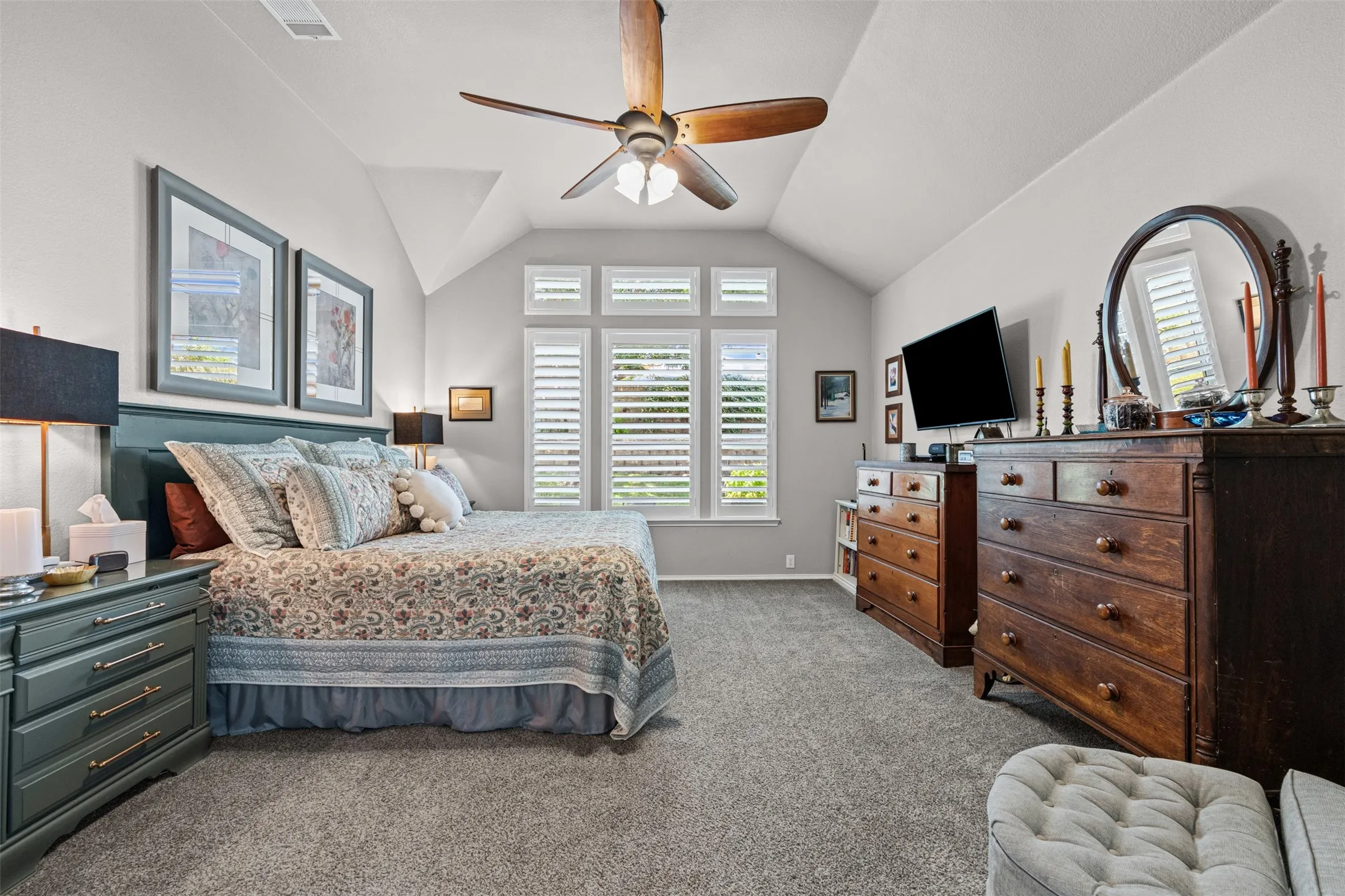 Single Family Residence For Sale in Tarrant County , 1759 Hidden Brook Drive, Grand Prairie, Texas 75050, 4 Bedroom, 3 Bathroom, 2 Garage spaces, 2,428 Sqft, built in 2005, mls#21349623, Real Estate Agent in Grand Prairie, Homes For Sale in Tarrant county, Homes For Sale in Grand Prairie, Realtor in Grand Prairie Texas, Real Estate Brokerage Independent Realty Texas, Luminita Cordes Realtor