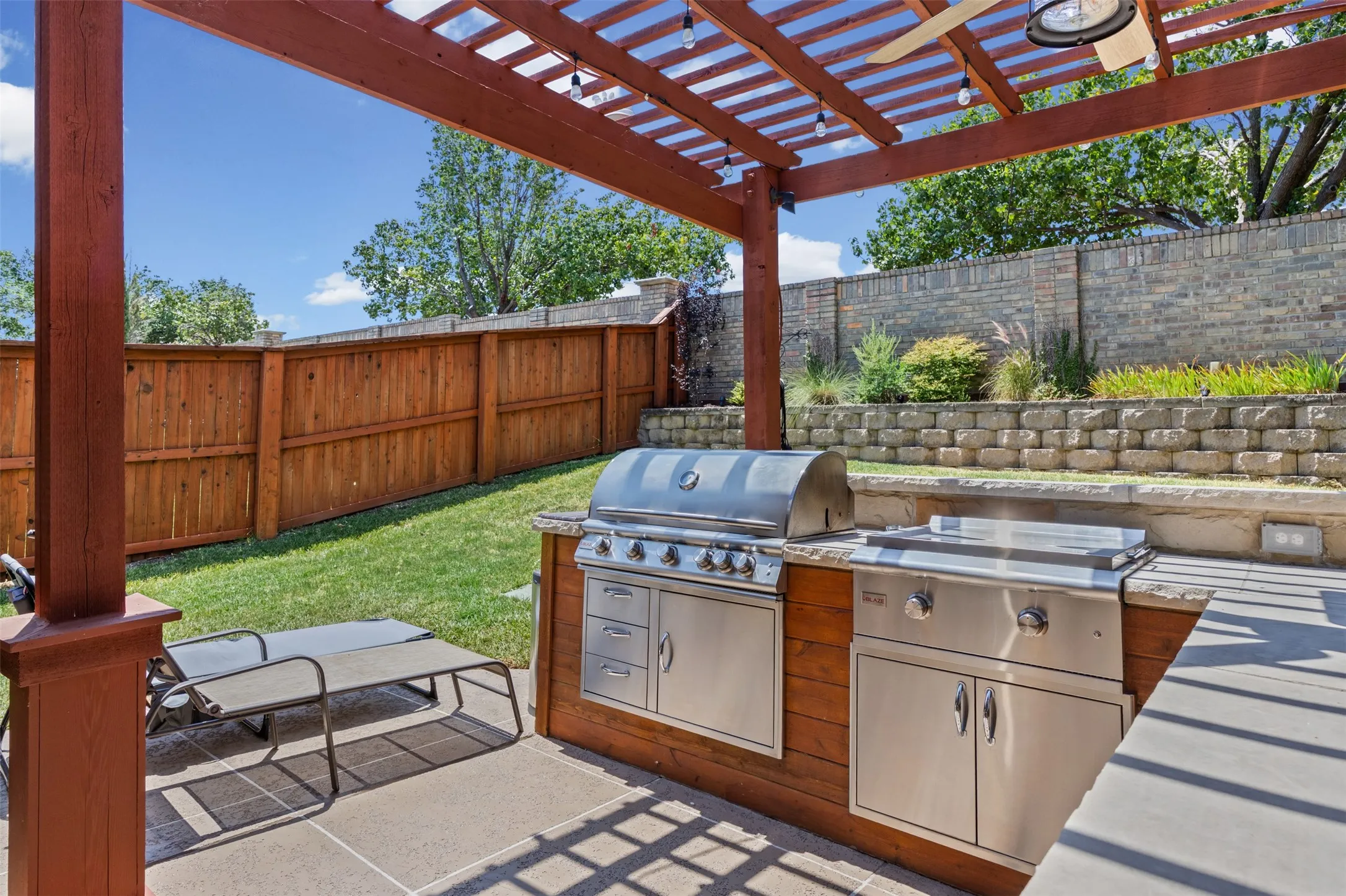 Single Family Residence For Sale in Tarrant County , 1759 Hidden Brook Drive, Grand Prairie, Texas 75050, 4 Bedroom, 3 Bathroom, 2 Garage spaces, 2,428 Sqft, built in 2005, mls#21349623, Real Estate Agent in Grand Prairie, Homes For Sale in Tarrant county, Homes For Sale in Grand Prairie, Realtor in Grand Prairie Texas, Real Estate Brokerage Independent Realty Texas, Luminita Cordes Realtor
