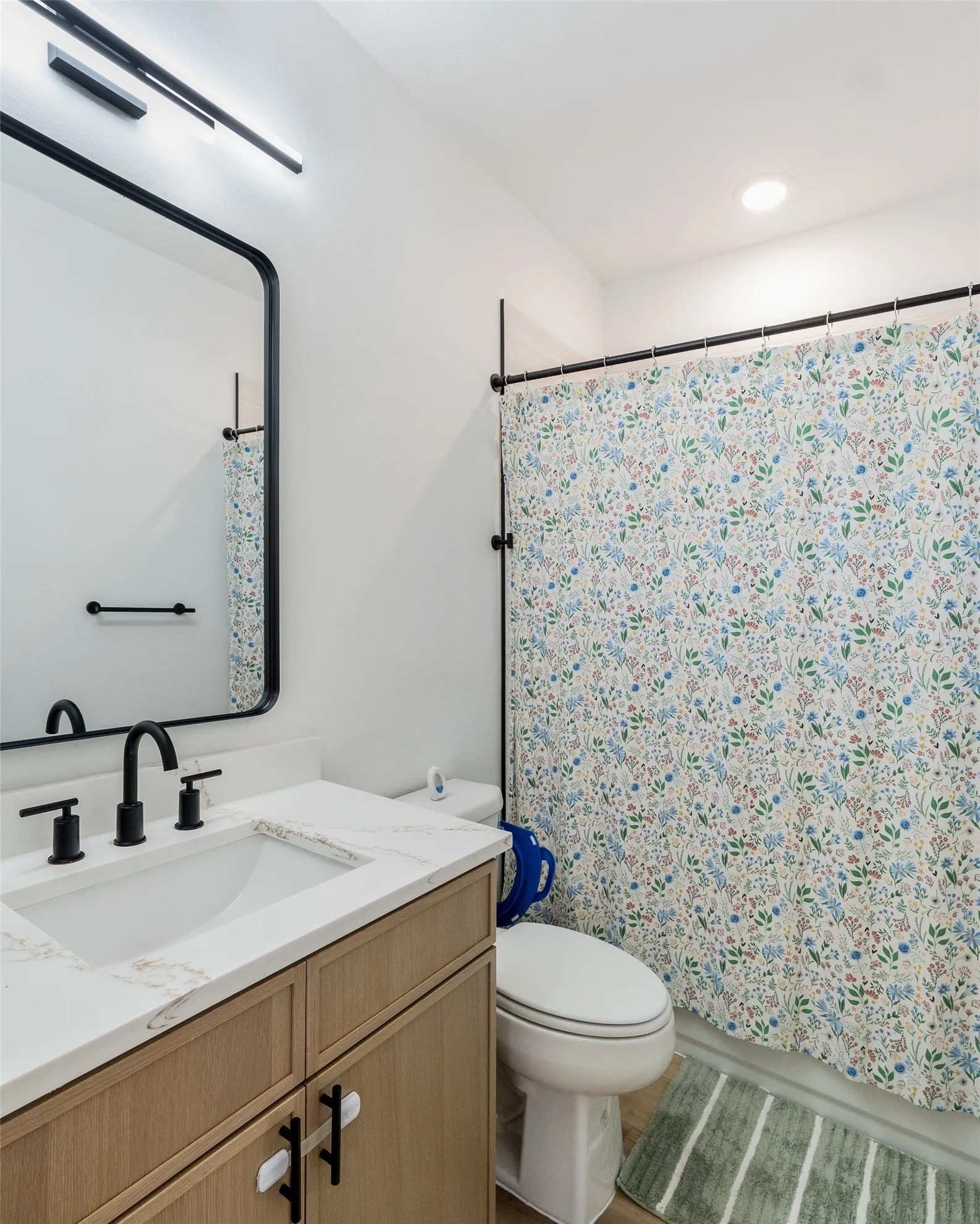 Single Family Residence For Sale in Dallas County , 2749 Bethurum Avenue, Dallas, Texas 75215, 3 Bedroom, 2 Bathroom, Garage spaces, 1,268 Sqft, built in 2024, Price $290,000, mls#21357077, Real Estate Agent in Dallas, Homes For Sale in Dallas county, Homes For Sale in Dallas, Realtor in Dallas Texas, Real Estate Brokerage Independent Realty Texas, Luminita Cordes Realtor