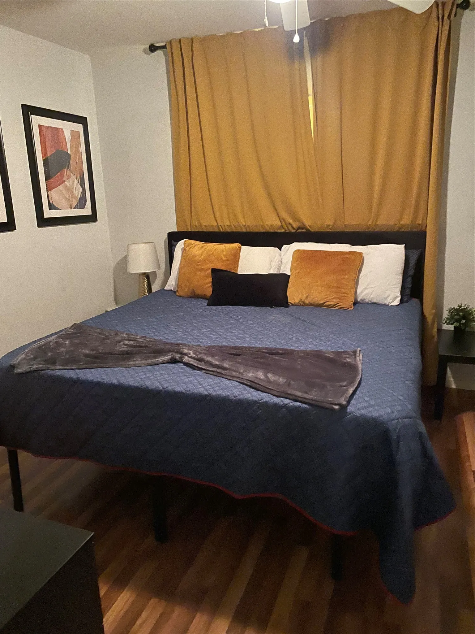 Condominium For Rent in Dallas County , 3500 Routh Street 2, Dallas, Texas 75219, 2 Bedroom, 2 Bathroom, Garage spaces, 1,000 Sqft, built in 1973, mls#21357157, Real Estate Agent in Dallas, Homes For Rent in Dallas county, Homes For Rent in Dallas, Realtor in Dallas Texas, Real Estate Brokerage Independent Realty Texas, Luminita Cordes Realtor