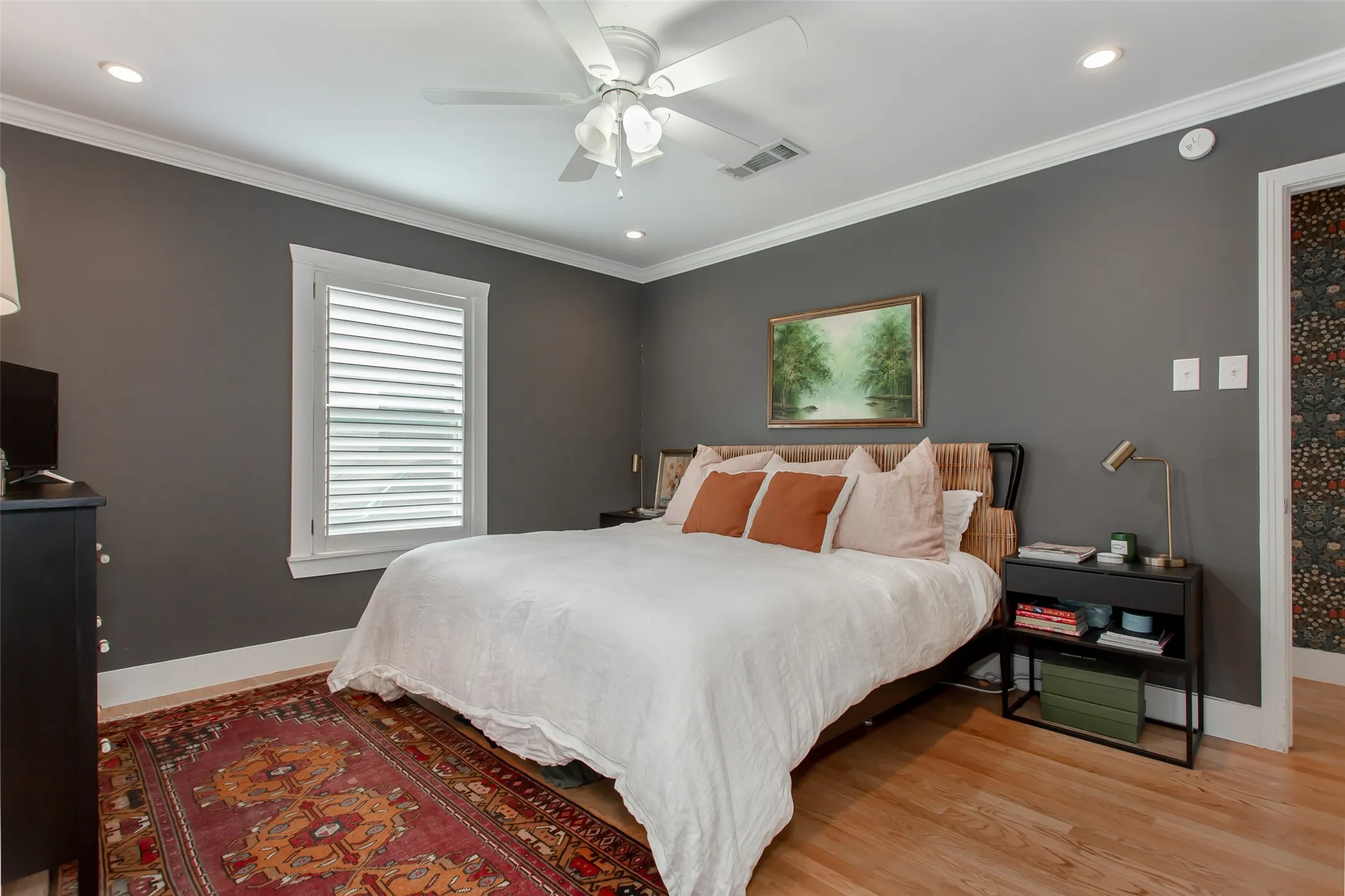 Single Family Residence For Sale in Dallas County , 1407 Rio Hondo Drive, Dallas, Texas 75218, 3 Bedroom, 1 Bathroom, 1 Garage spaces, 1,260 Sqft, built in 1951, mls#21357159, Real Estate Agent in Dallas, Homes For Sale in Dallas county, Homes For Sale in Dallas, Realtor in Dallas Texas, Real Estate Brokerage Independent Realty Texas, Luminita Cordes Realtor