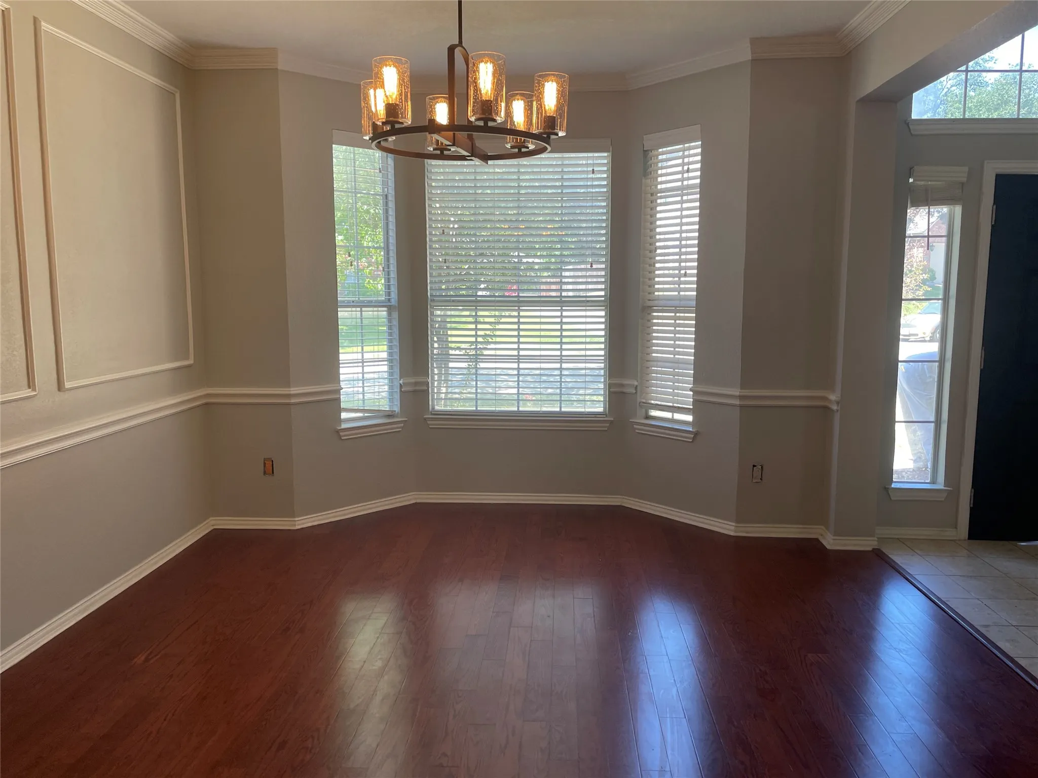 Single Family Residence For Rent in Tarrant County , 7775 Arcadia Trail, Fort Worth, Texas 76137, 5 Bedroom, 3 Bathroom, 2 Garage spaces, 3,196 Sqft, built in 1991, mls#21357070, Real Estate Agent in Fort Worth, Homes For Rent in Tarrant county, Homes For Rent in Fort Worth, Realtor in Fort Worth Texas, Real Estate Brokerage Independent Realty Texas, Luminita Cordes Realtor