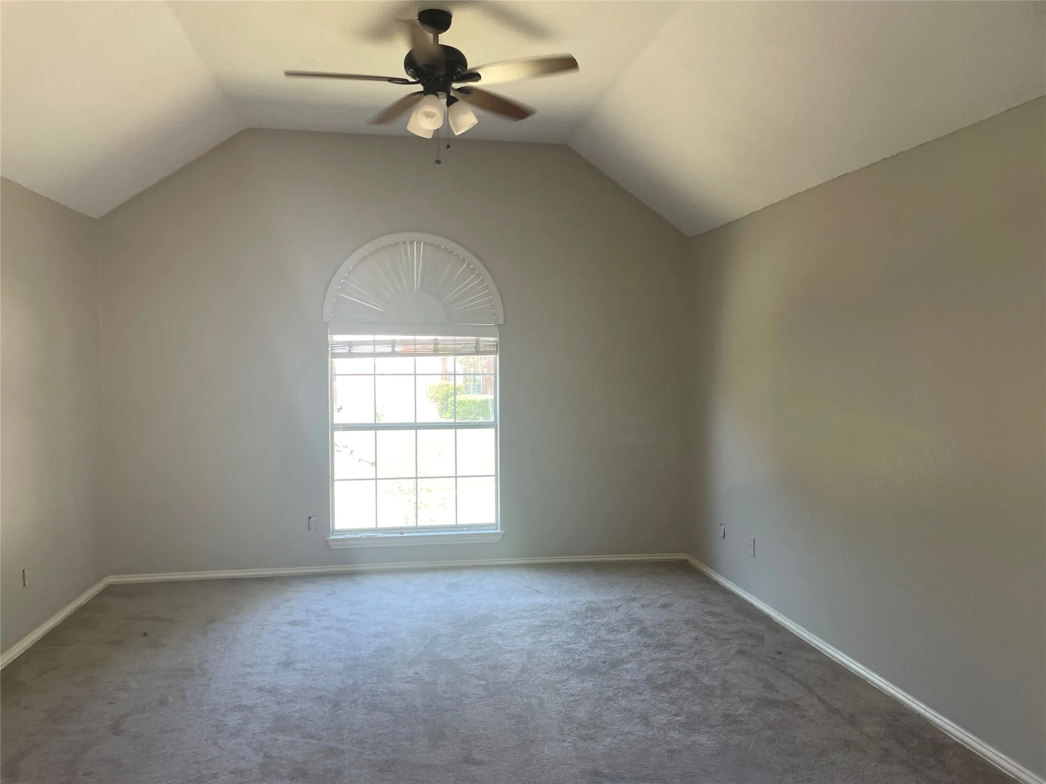 Single Family Residence For Rent in Tarrant County , 7775 Arcadia Trail, Fort Worth, Texas 76137, 5 Bedroom, 3 Bathroom, 2 Garage spaces, 3,196 Sqft, built in 1991, mls#21357070, Real Estate Agent in Fort Worth, Homes For Rent in Tarrant county, Homes For Rent in Fort Worth, Realtor in Fort Worth Texas, Real Estate Brokerage Independent Realty Texas, Luminita Cordes Realtor