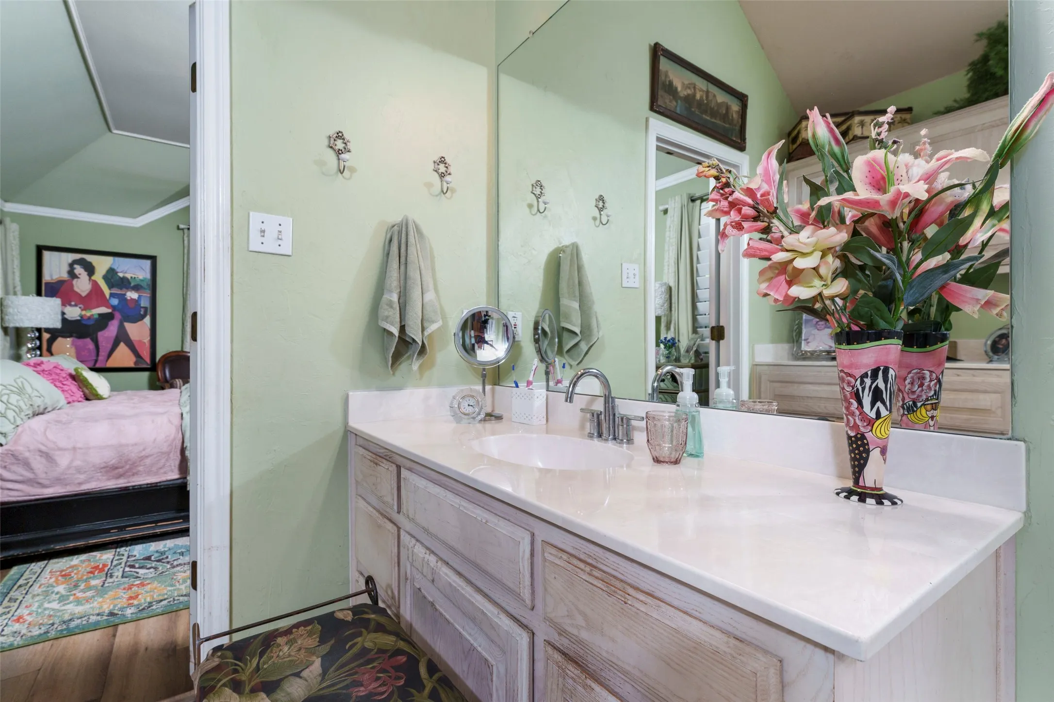 Single Family Residence For Sale in Tarrant County , 6703 Landover Hills Lane, Arlington, Texas 76017, 3 Bedroom, 2 Bathroom, 2 Garage spaces, 2,154 Sqft, built in 1993, mls#21347119, Real Estate Agent in Arlington, Homes For Sale in Tarrant county, Homes For Sale in Arlington, Realtor in Arlington Texas, Real Estate Brokerage Independent Realty Texas, Luminita Cordes Realtor