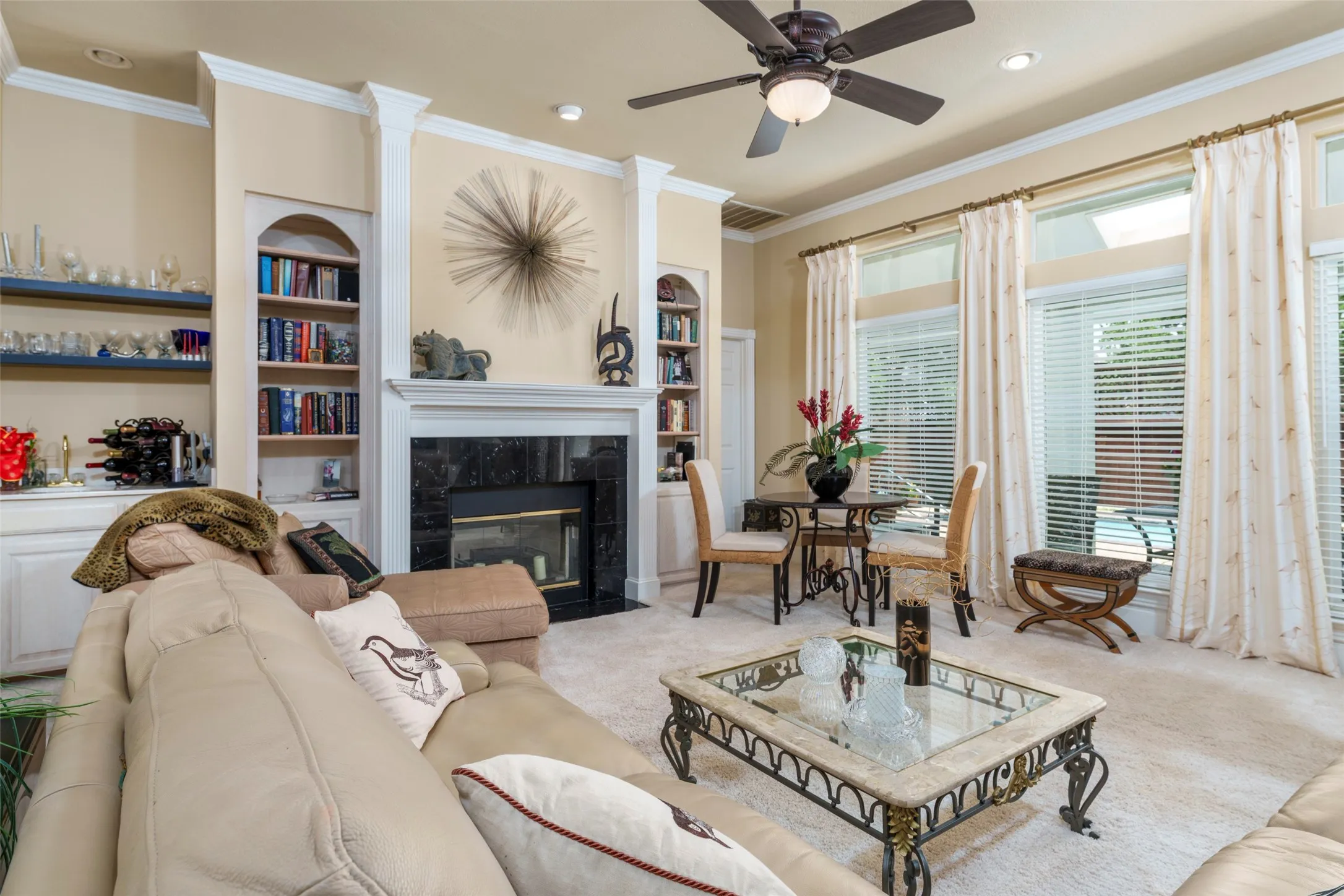 Single Family Residence For Sale in Tarrant County , 6703 Landover Hills Lane, Arlington, Texas 76017, 3 Bedroom, 2 Bathroom, 2 Garage spaces, 2,154 Sqft, built in 1993, mls#21347119, Real Estate Agent in Arlington, Homes For Sale in Tarrant county, Homes For Sale in Arlington, Realtor in Arlington Texas, Real Estate Brokerage Independent Realty Texas, Luminita Cordes Realtor