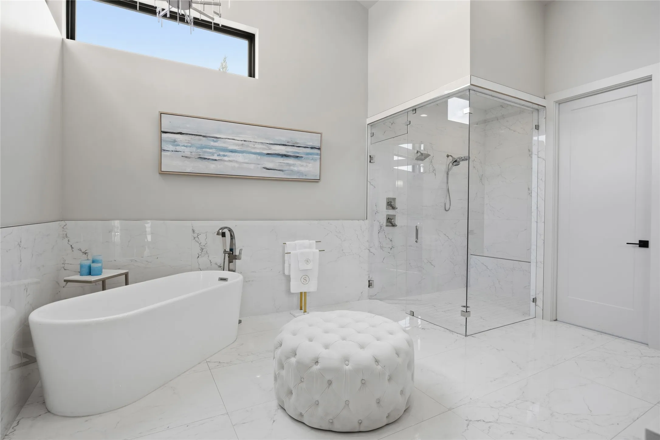 Single Family Residence For Sale in Tarrant County , 200 Winnie Drive, Colleyville, Texas 76034, 4 Bedroom, 5 Bathroom, 3 Garage spaces, 4,779 Sqft, built in 2020, mls#21355181, Real Estate Agent in Colleyville, Homes For Sale in Tarrant county, Homes For Sale in Colleyville, Realtor in Colleyville Texas, Real Estate Brokerage Independent Realty Texas, Luminita Cordes Realtor