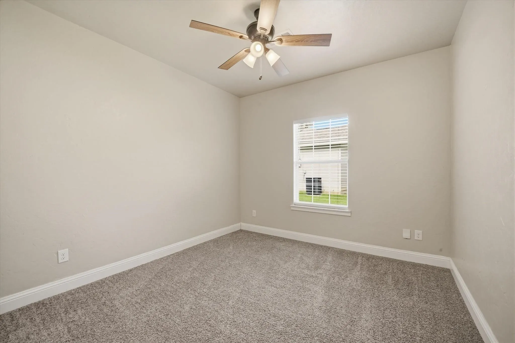 Single Family Residence For Rent in Hunt County , 4404 Harris Street, Greenville, Texas 75401, 3 Bedroom, 2 Bathroom, 2 Garage spaces, 1,600 Sqft, built in 2021, mls#21357165, Real Estate Agent in Greenville, Homes For Rent in Hunt county, Homes For Rent in Greenville, Realtor in Greenville Texas, Real Estate Brokerage Independent Realty Texas, Luminita Cordes Realtor