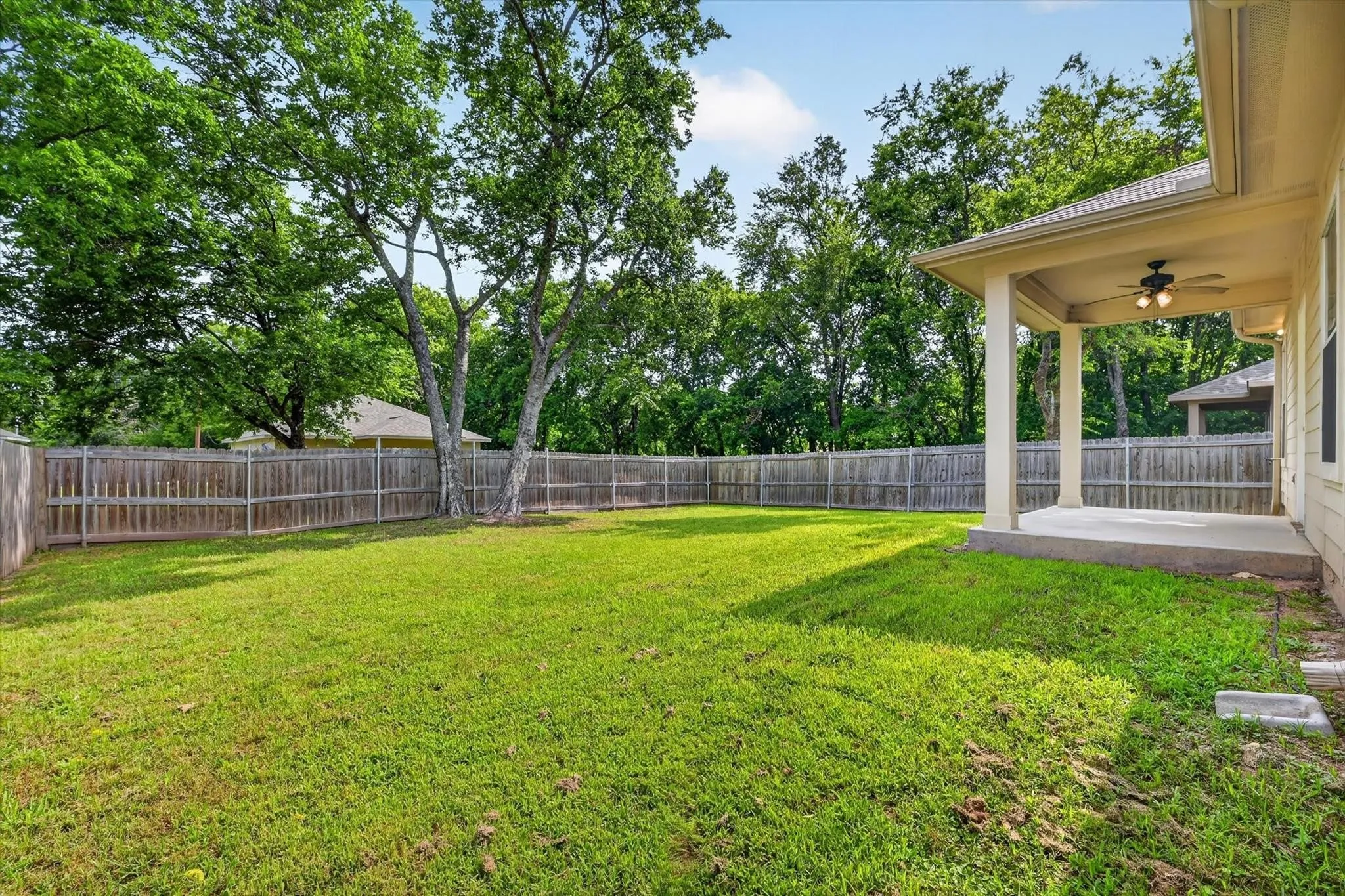 Single Family Residence For Rent in Hunt County , 4404 Harris Street, Greenville, Texas 75401, 3 Bedroom, 2 Bathroom, 2 Garage spaces, 1,600 Sqft, built in 2021, mls#21357165, Real Estate Agent in Greenville, Homes For Rent in Hunt county, Homes For Rent in Greenville, Realtor in Greenville Texas, Real Estate Brokerage Independent Realty Texas, Luminita Cordes Realtor
