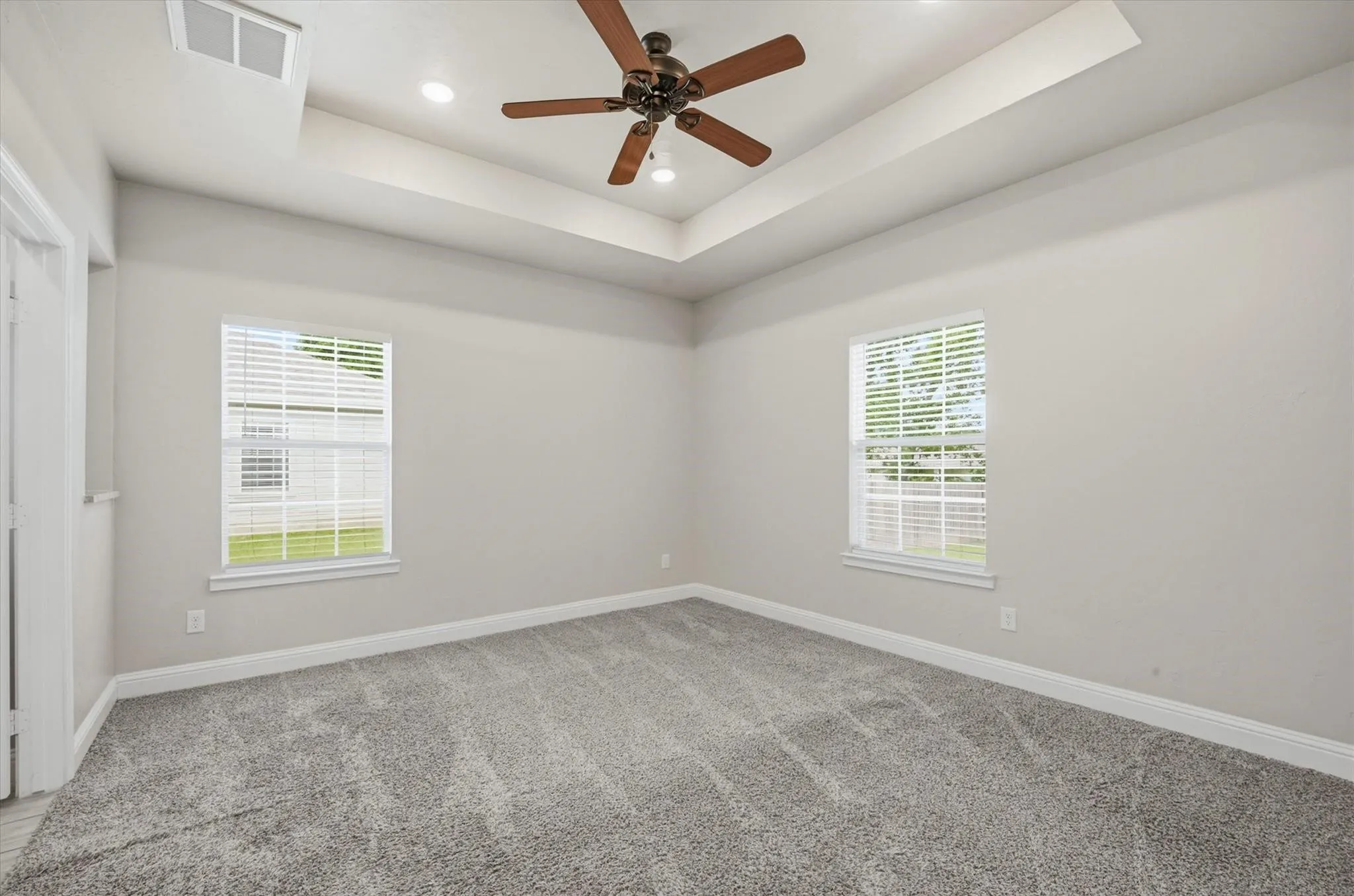 Single Family Residence For Rent in Hunt County , 4404 Harris Street, Greenville, Texas 75401, 3 Bedroom, 2 Bathroom, 2 Garage spaces, 1,600 Sqft, built in 2021, mls#21357165, Real Estate Agent in Greenville, Homes For Rent in Hunt county, Homes For Rent in Greenville, Realtor in Greenville Texas, Real Estate Brokerage Independent Realty Texas, Luminita Cordes Realtor