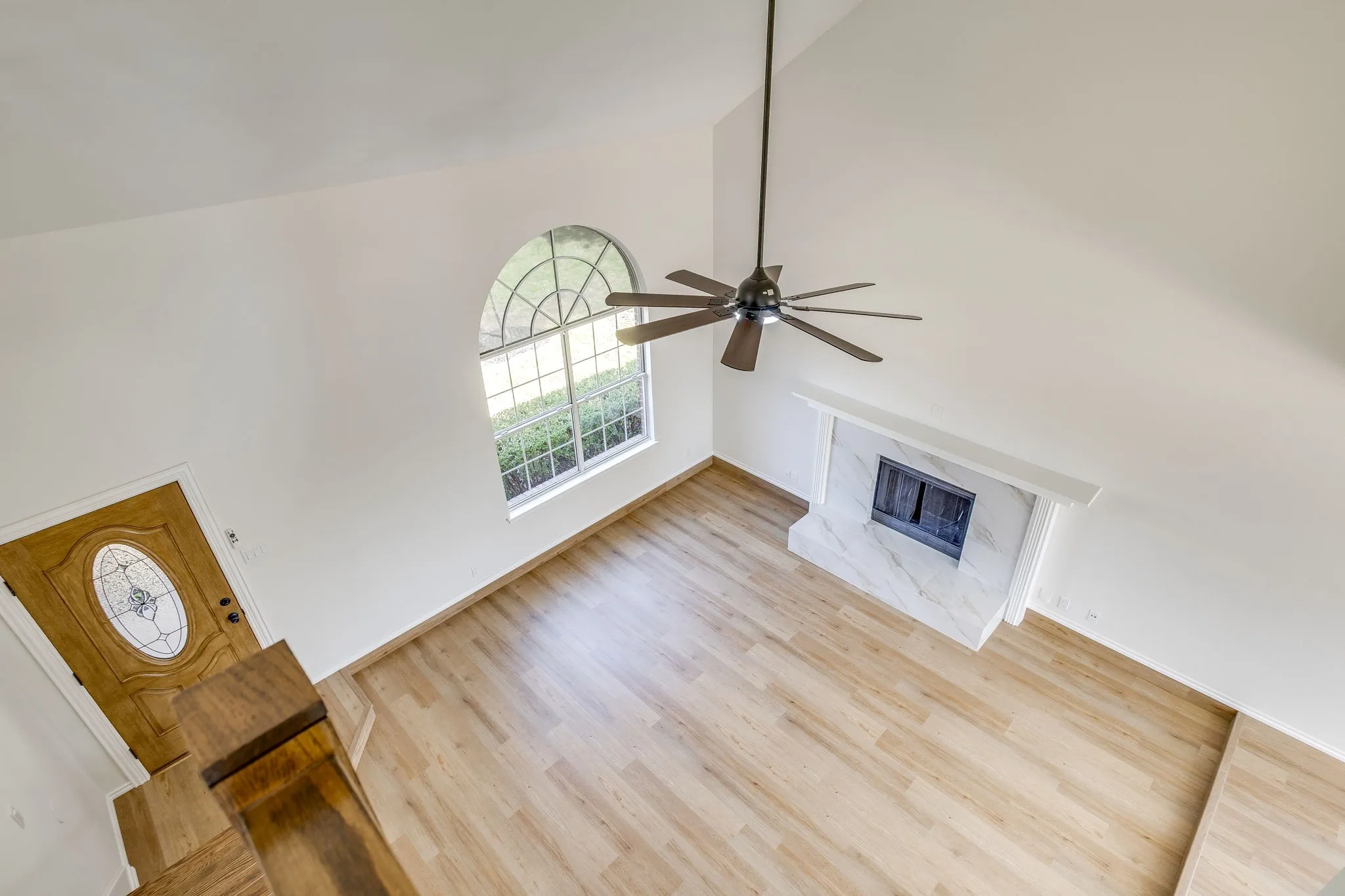 Single Family Residence For Sale in Tarrant County , 4608 Bayonne Court, Arlington, Texas 76016, 3 Bedroom, 3 Bathroom, 2 Garage spaces, 1,664 Sqft, built in 1992, mls#21350840, Real Estate Agent in Arlington, Homes For Sale in Tarrant county, Homes For Sale in Arlington, Realtor in Arlington Texas, Real Estate Brokerage Independent Realty Texas, Luminita Cordes Realtor