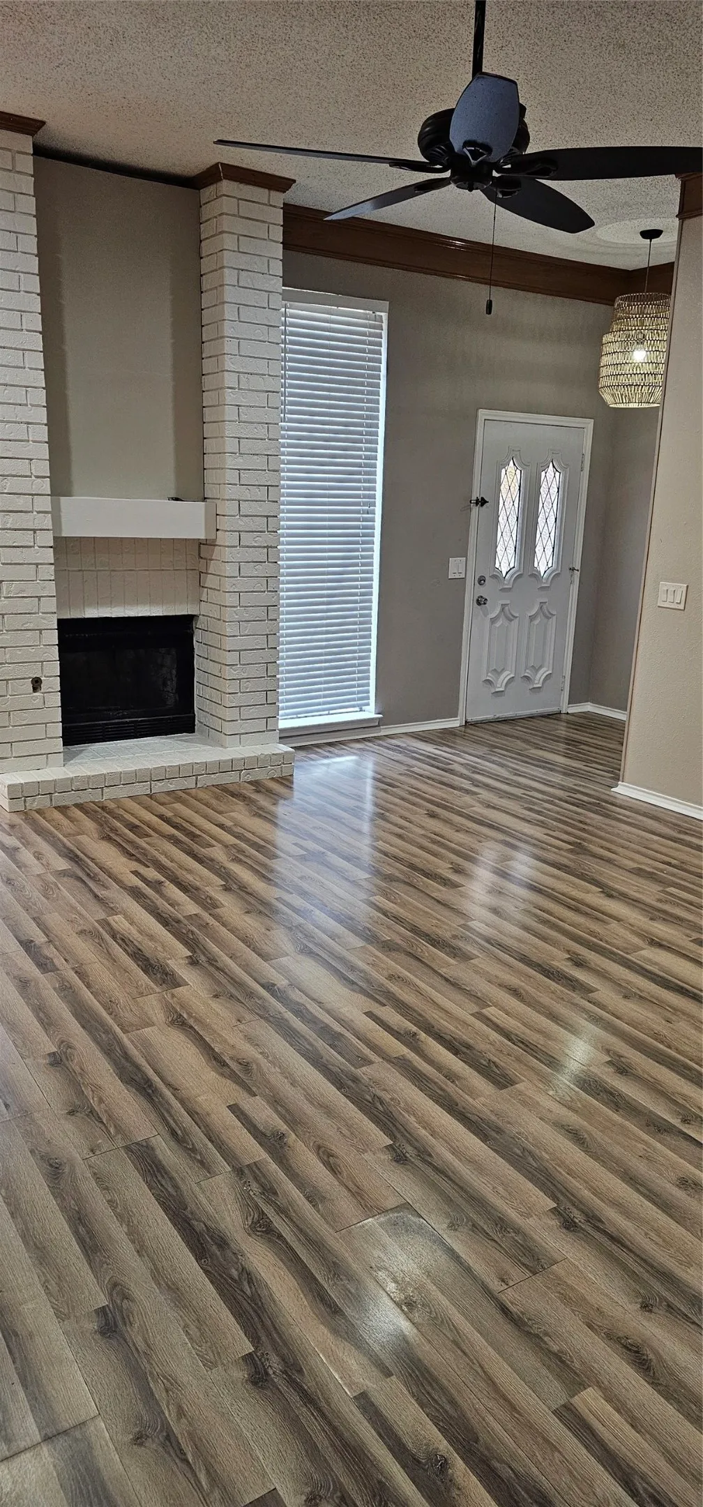 Duplex For Rent in Collin County , 3403 Hilltop Lane, Plano, Texas 75023, 3 Bedroom, 2 Bathroom, 2 Garage spaces, 1,318 Sqft, built in 1983, mls#21357177, Real Estate Agent in Plano, Homes For Rent in Collin county, Homes For Rent in Plano, Realtor in Plano Texas, Real Estate Brokerage Independent Realty Texas, Luminita Cordes Realtor