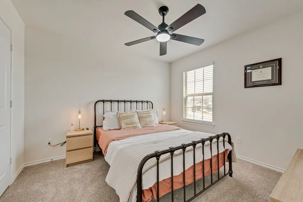 Single Family Residence For Sale in Hunt County , 921 Corral Street, Royse City, Texas 75189, 3 Bedroom, 3 Bathroom, 2 Garage spaces, 1,921 Sqft, built in 2023, mls#21354459, Real Estate Agent in Royse City, Homes For Sale in Hunt county, Homes For Sale in Royse City, Realtor in Royse City Texas, Real Estate Brokerage Independent Realty Texas, Luminita Cordes Realtor