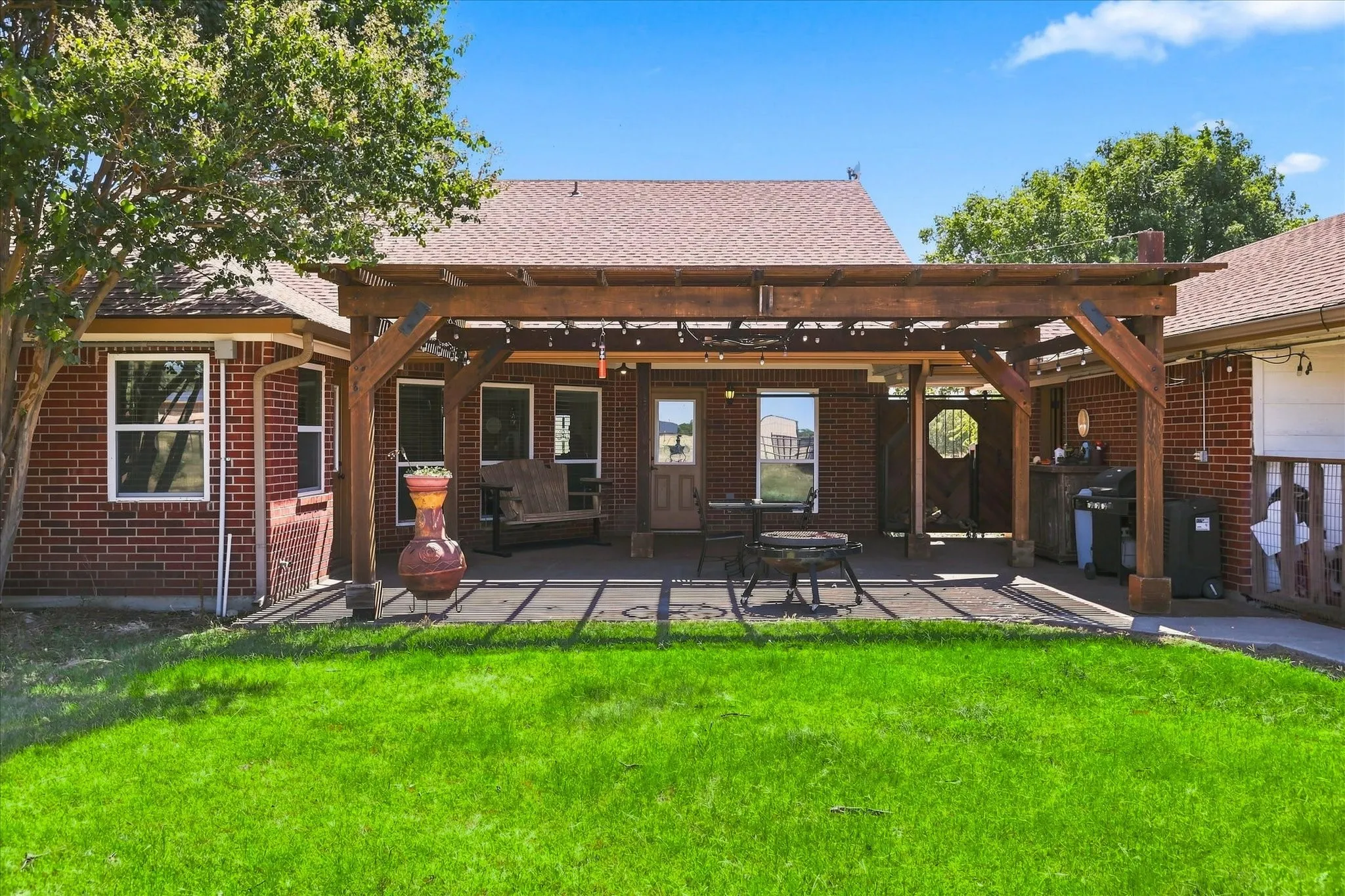 Covered patio and pergola