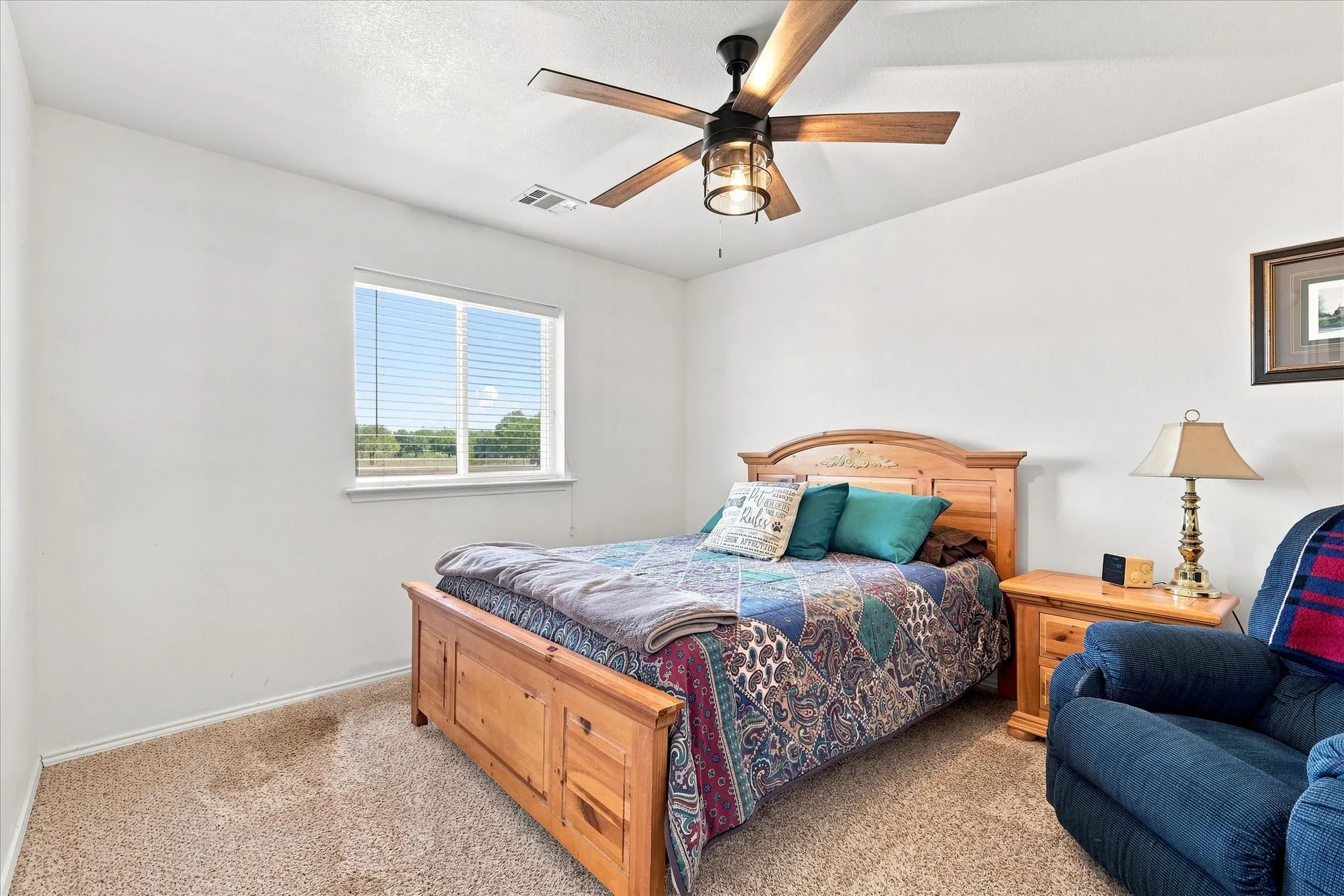 Single Family Residence For Sale in Denton County , 11555 Plainview Road, Krum, Texas 76249, 4 Bedroom, 2 Bathroom, 2 Garage spaces, 2,228 Sqft, built in 1999, mls#21325436, Real Estate Agent in Krum, Homes For Sale in Denton county, Homes For Sale in Krum, Realtor in Krum Texas, Real Estate Brokerage Independent Realty Texas, Luminita Cordes Realtor