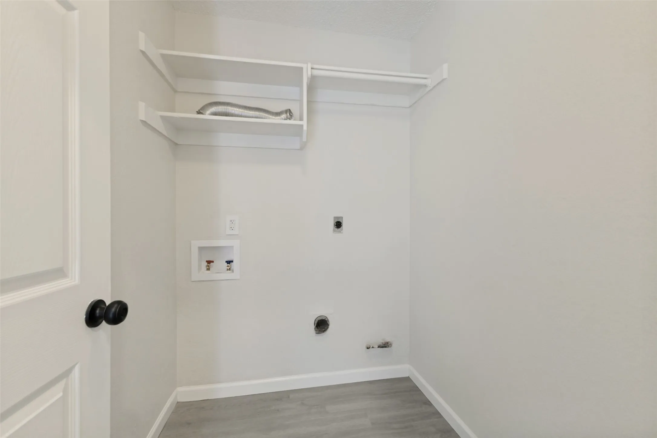 Single Family Residence For Sale in Dallas County , 2403 Springfield Drive, Mesquite, Texas 75181, 4 Bedroom, 2 Bathroom, 2 Garage spaces, 2,029 Sqft, built in 1992, mls#21357166, Real Estate Agent in Mesquite, Homes For Sale in Dallas county, Homes For Sale in Mesquite, Realtor in Mesquite Texas, Real Estate Brokerage Independent Realty Texas, Luminita Cordes Realtor