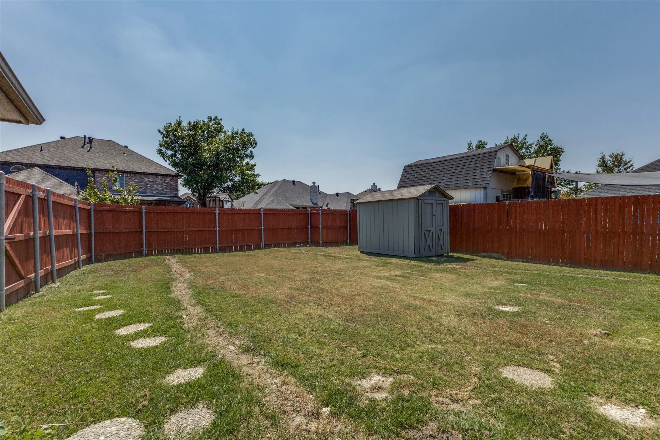 Single Family Residence For Sale in Dallas County , 2403 Springfield Drive, Mesquite, Texas 75181, 4 Bedroom, 2 Bathroom, 2 Garage spaces, 2,029 Sqft, built in 1992, mls#21357166, Real Estate Agent in Mesquite, Homes For Sale in Dallas county, Homes For Sale in Mesquite, Realtor in Mesquite Texas, Real Estate Brokerage Independent Realty Texas, Luminita Cordes Realtor