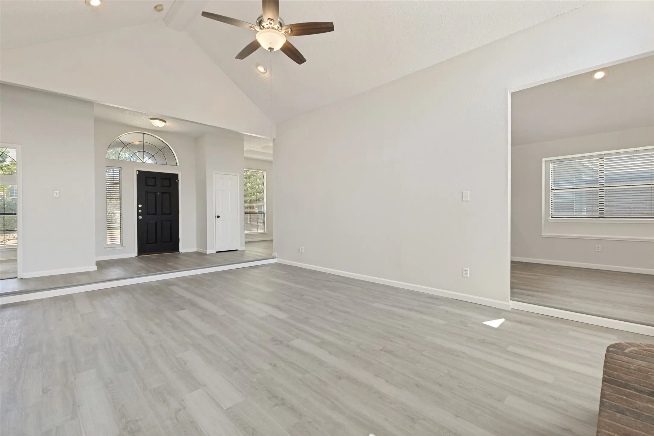 Single Family Residence For Sale in Dallas County , 2403 Springfield Drive, Mesquite, Texas 75181, 4 Bedroom, 2 Bathroom, 2 Garage spaces, 2,029 Sqft, built in 1992, mls#21357166, Real Estate Agent in Mesquite, Homes For Sale in Dallas county, Homes For Sale in Mesquite, Realtor in Mesquite Texas, Real Estate Brokerage Independent Realty Texas, Luminita Cordes Realtor